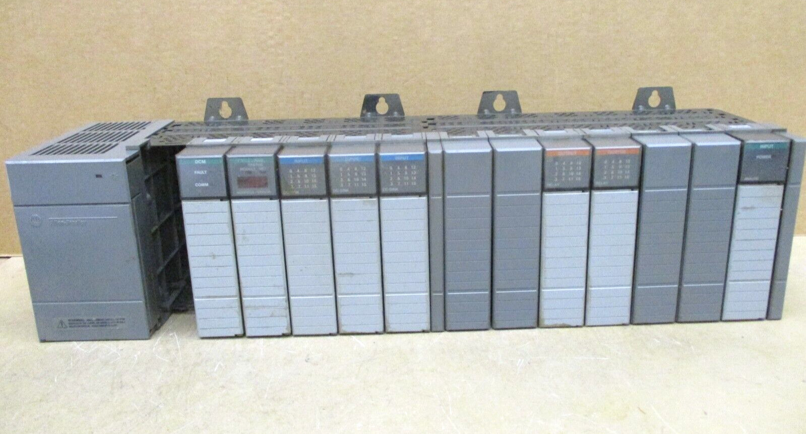 Allen-Bradley SLC 500 1746-P3 1747-DCM 1747-SDN 1746-IB16 1746-OW16 48688GN