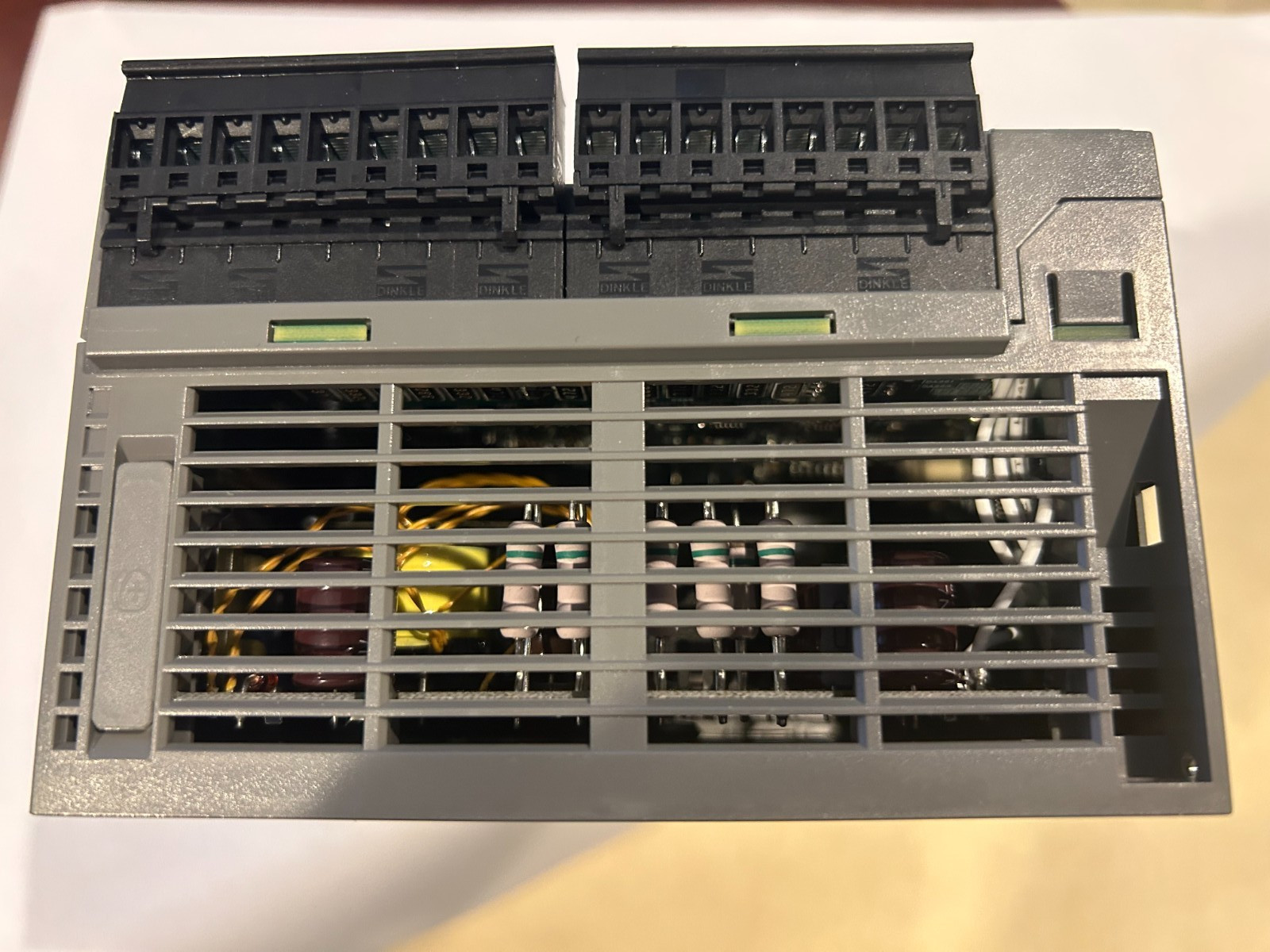 Pre-Owned IDEC model “FC6A-C24R1AE” ; 24IO MicroSmart PLC