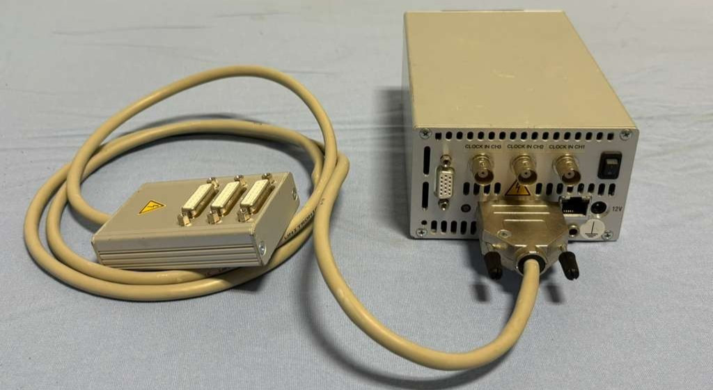 SmarAct MCS-3S-EP-SDS15-TAB Rotary Positioner w/ Sensor MCS-3CC-ETH-3TI-TAB