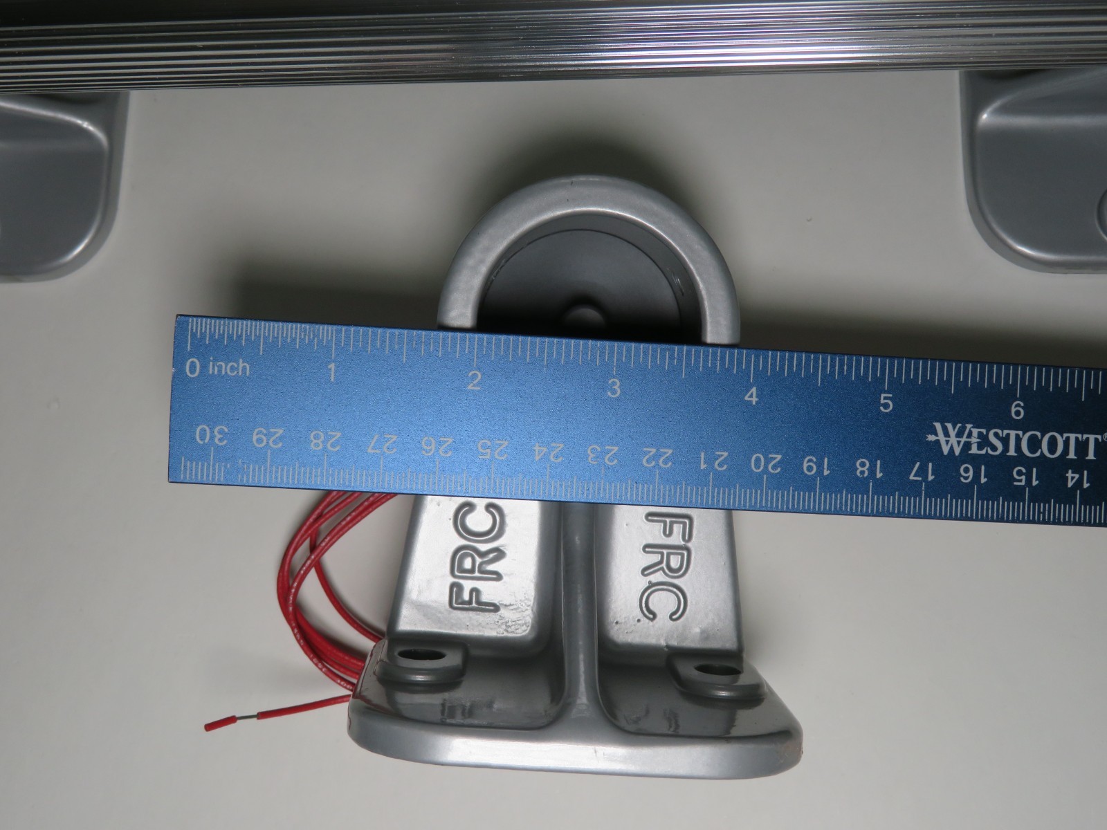 Fire Research Corp (FRC) Model 530-Telescopic Side Mount-Twist Lock Pole (NEW)