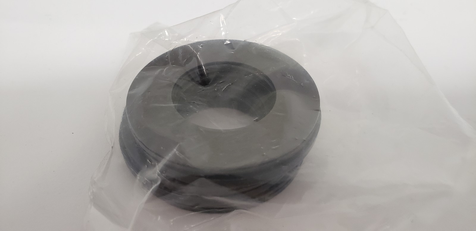 McMASTER-CARR 91545A390 LUBRICANT-FILLED WASHERS, 1.062″ x 2″ (PACK OF 5) NIB