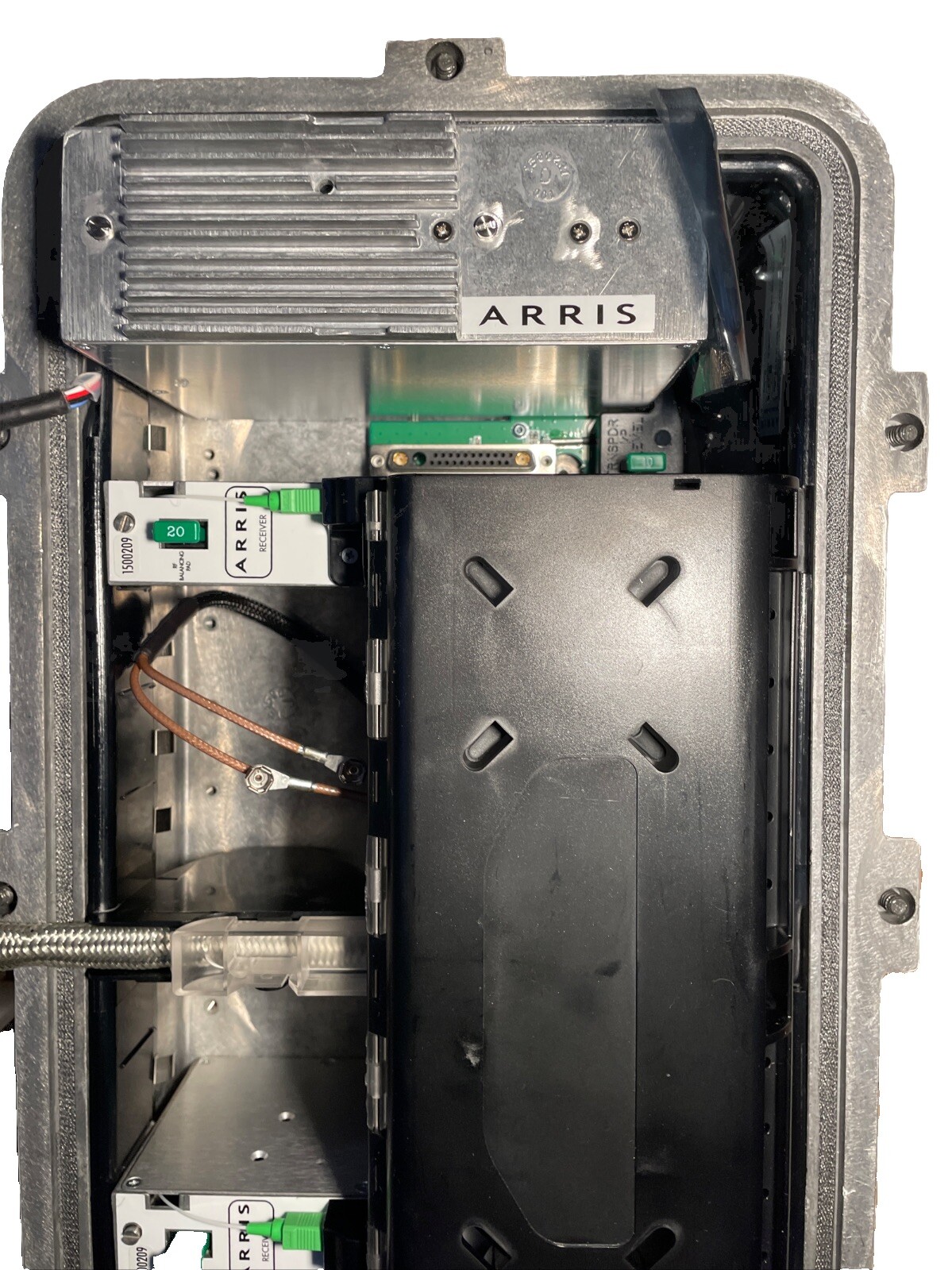 Arris OptiMax Node OM41GJ – 6A2C5 – C2GC00HG2 – 10 2×2 1GHZ – 6A2C&0069
