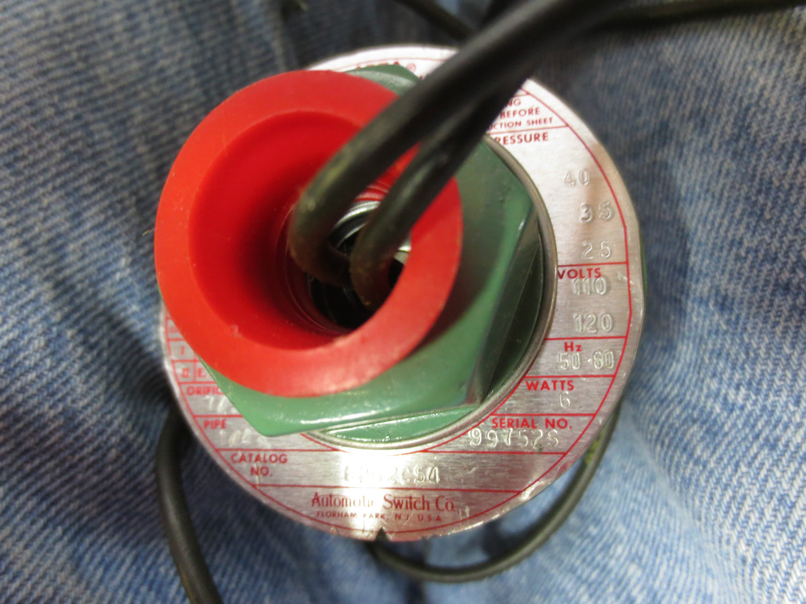 ASCO 8262C54 RED-HAT VALVE 120/60 110/50 1/4″ PIPE 6W 25-40psi – NEW SURPLUS