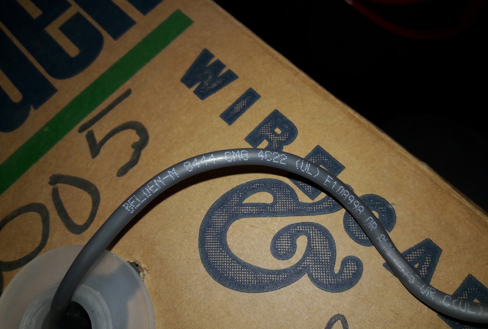 ( 100 FT ) Belden 8444-060-CHR ( 22Awg ) Shielded Charcoal Gray 4/C 150V