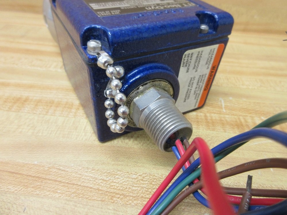 ITT Neo-Dyn 160P44C6 Adjustable Differential Pressure Switch