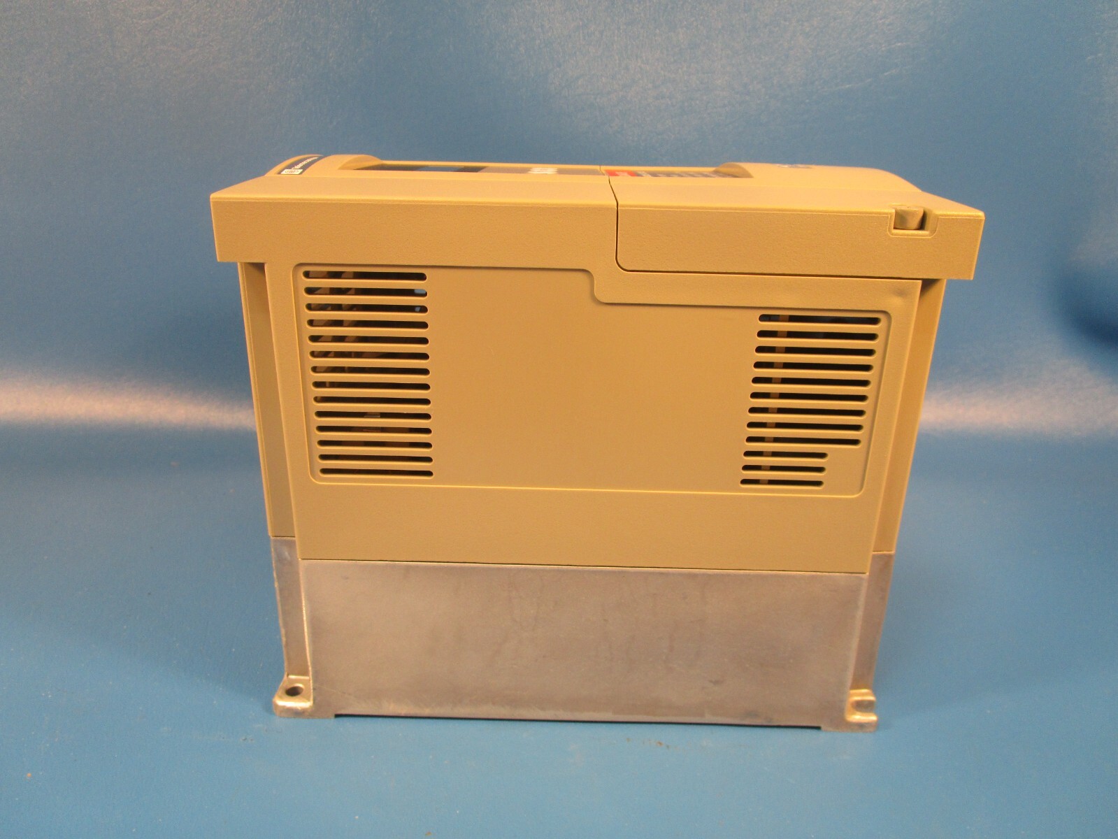 Telemecanique ATV18U29N4U, AC Drive, 2 HP/1.5 KW, 380-460VAC, 50/60HZ (SCHNEIDER