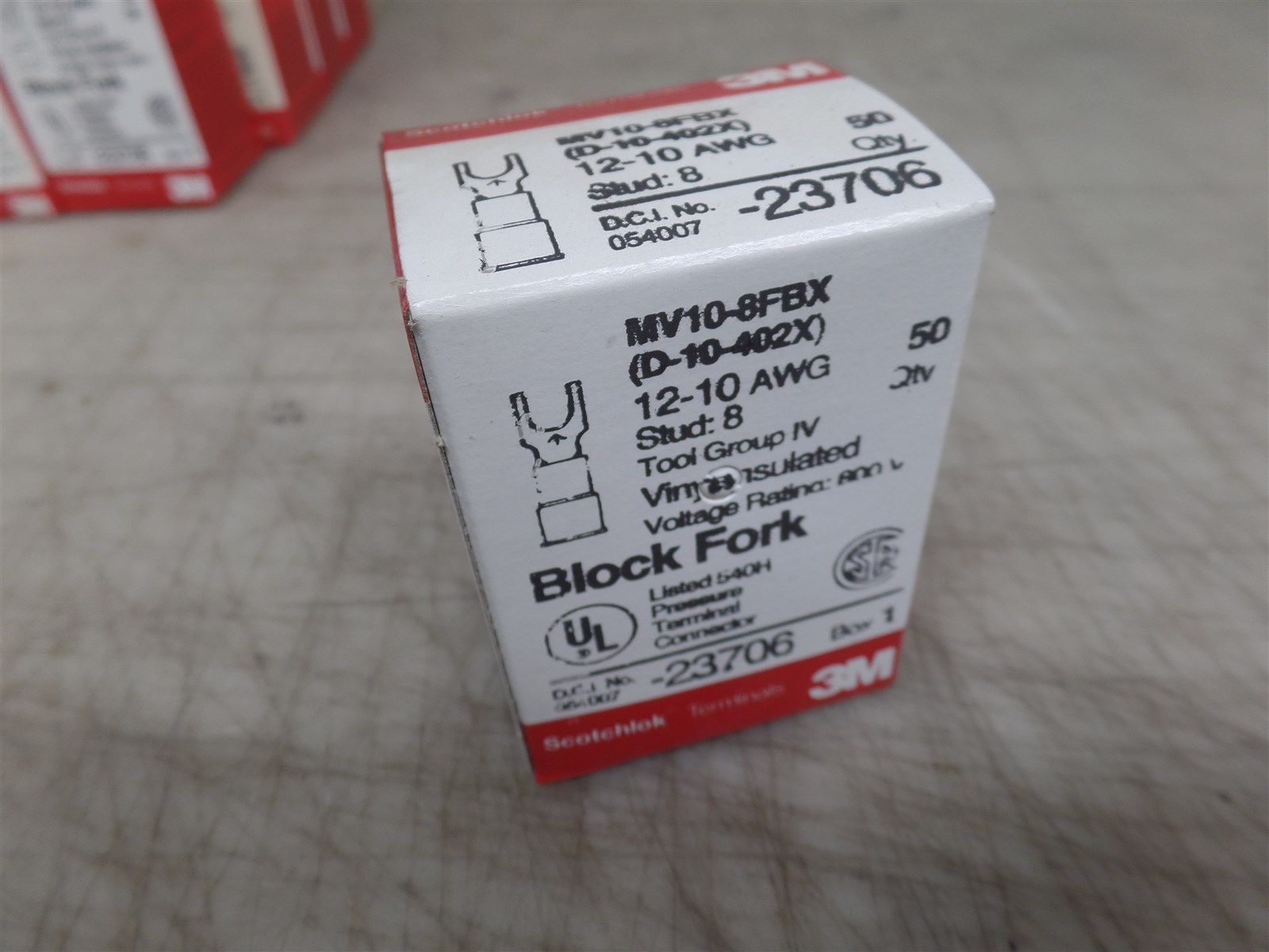 GENUINE 3M SCOTCHLOK MV10-8FBX INSULATED FORK TERMINALS, 12-10 AWG, BOX OF 50!!!