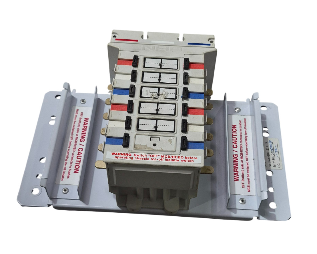 NHP GB212183TF POWERMAX GB Isolation Busbar Chassis DIN-T 250A 12 Way 3Pole Top
