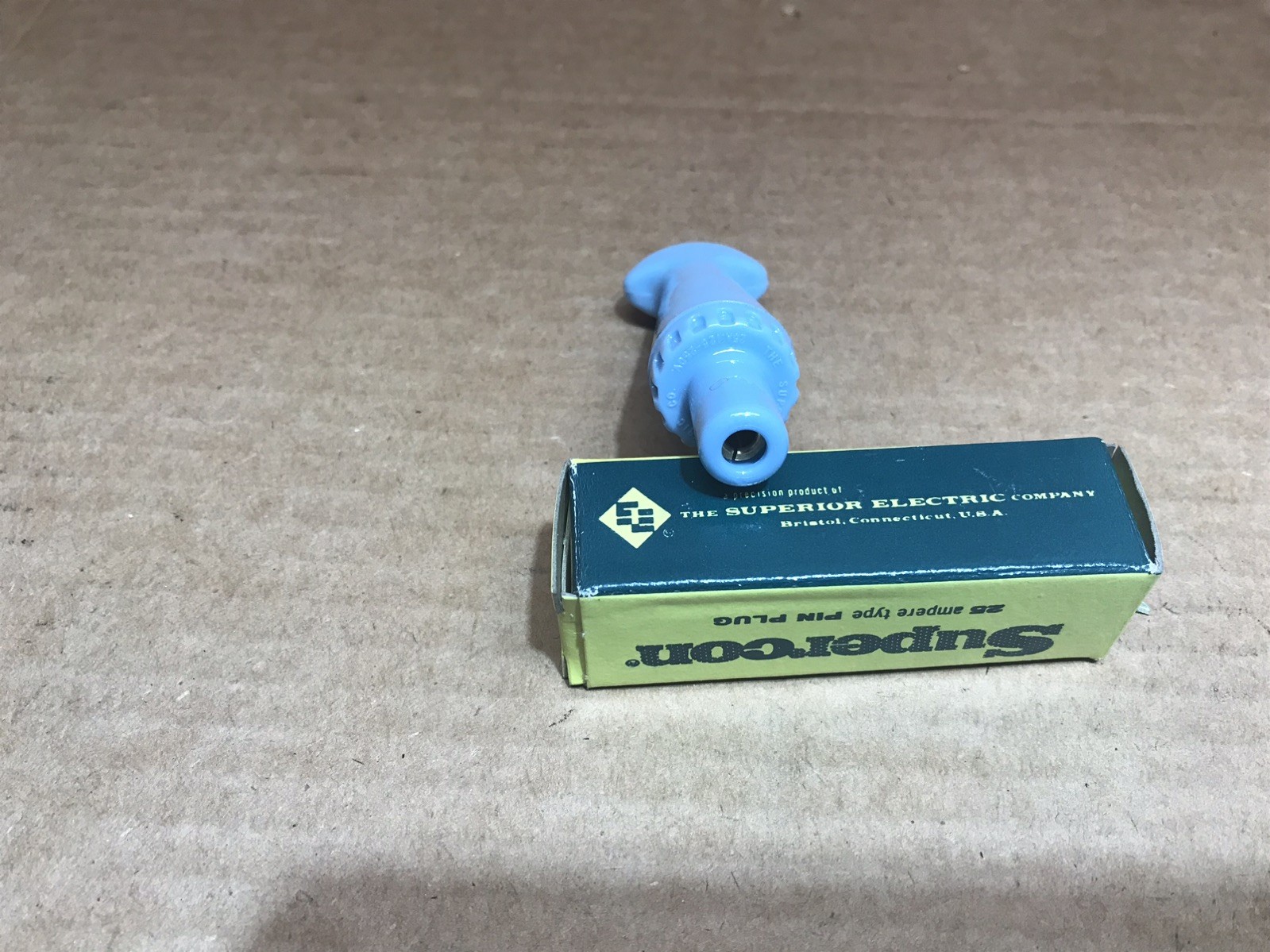 SUPERCON PS25GBL TEST PLUG SOCKET-PLUG 25 AMP NIB