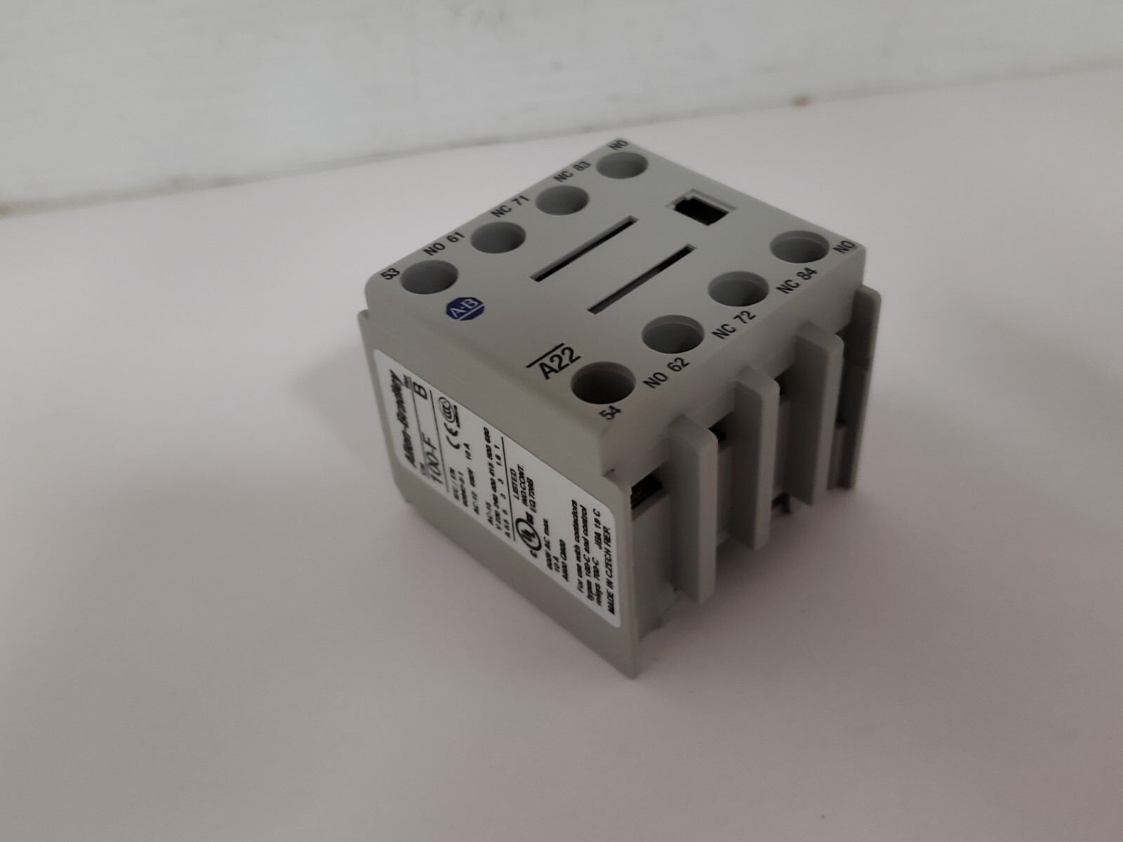 ALLEN BRADLEY FA22 AUXILIARY CONTACT BLOCK 2NO 2NC SERIES B NIB