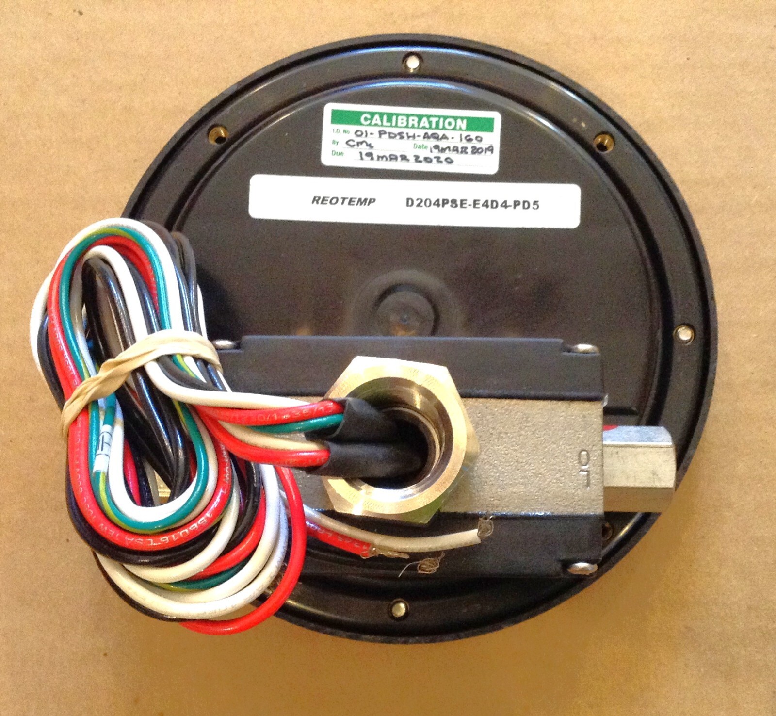 Reotemp Differential Pressure Gauge D204PSE-E4D4-PD5 New 0-5 PSID Elec Haz. Loc.