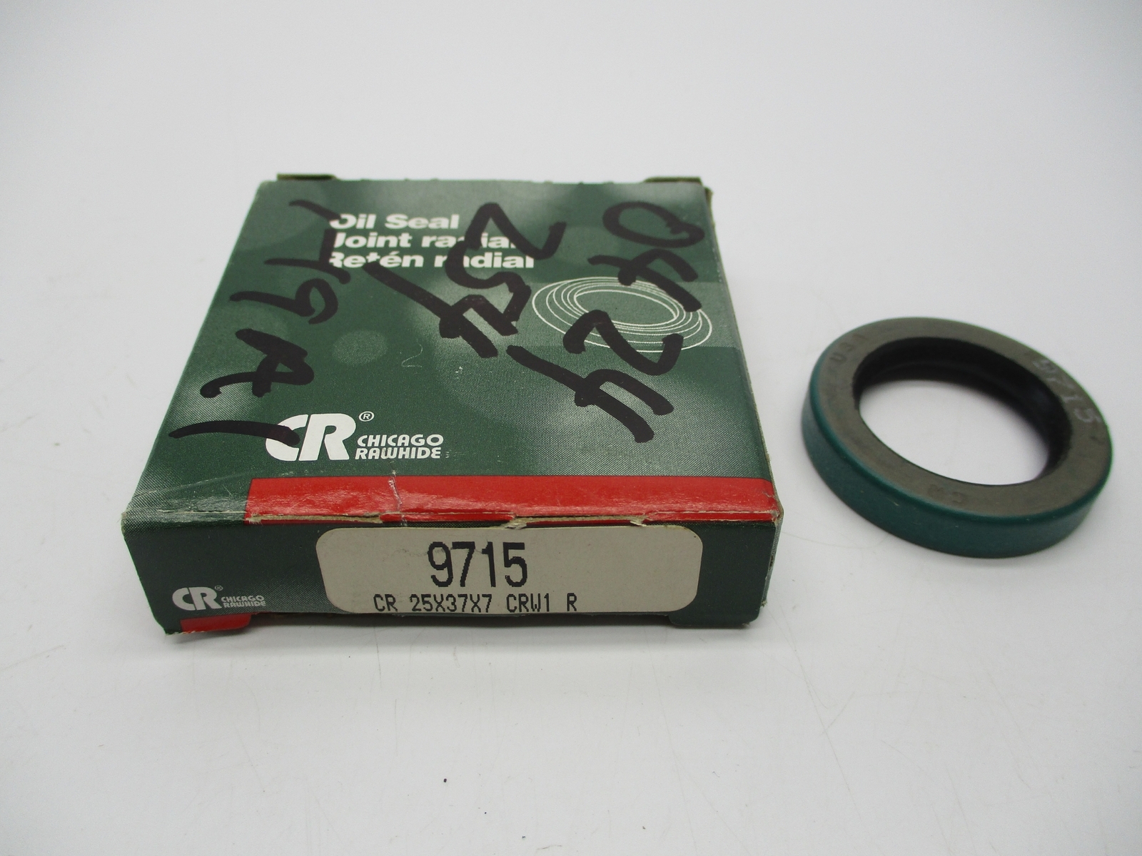 CHICAGO RAWHIDE 9715 OIL SEAL NSNP