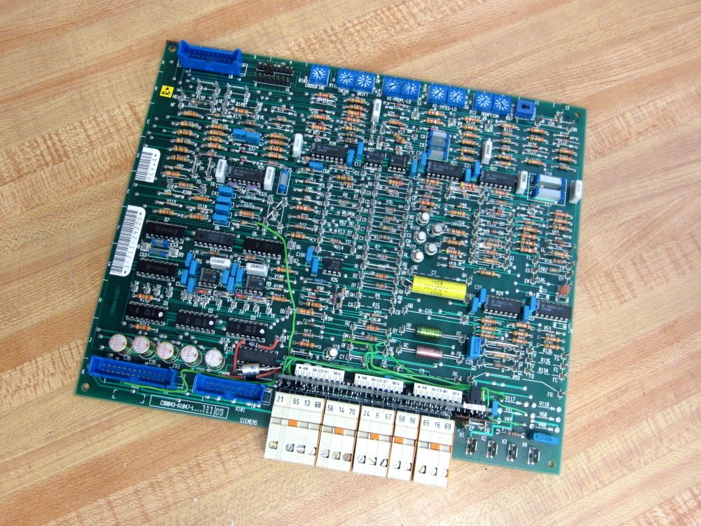 Siemens C98043-A1047-L.1.11 Board C98043A1047L111 C98043A1047L11105