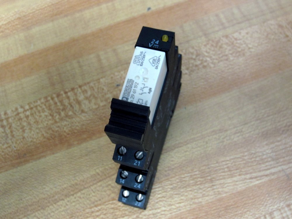 Eaton XRU2D24 Terminal Block Relay 2961192
