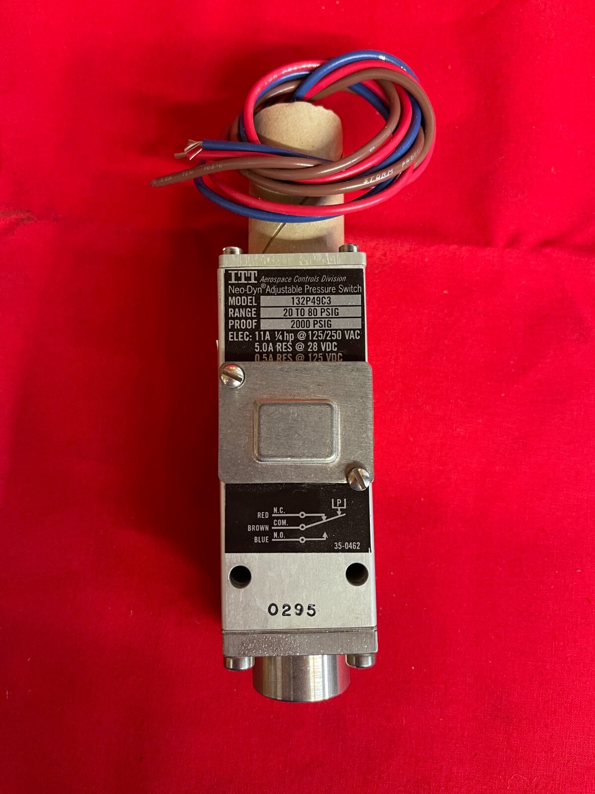 ITT AEROSPACE CONTROLS DIVISION NEO-DYN ADJUSTABLE PRESSURE SWITCH 132P49C3