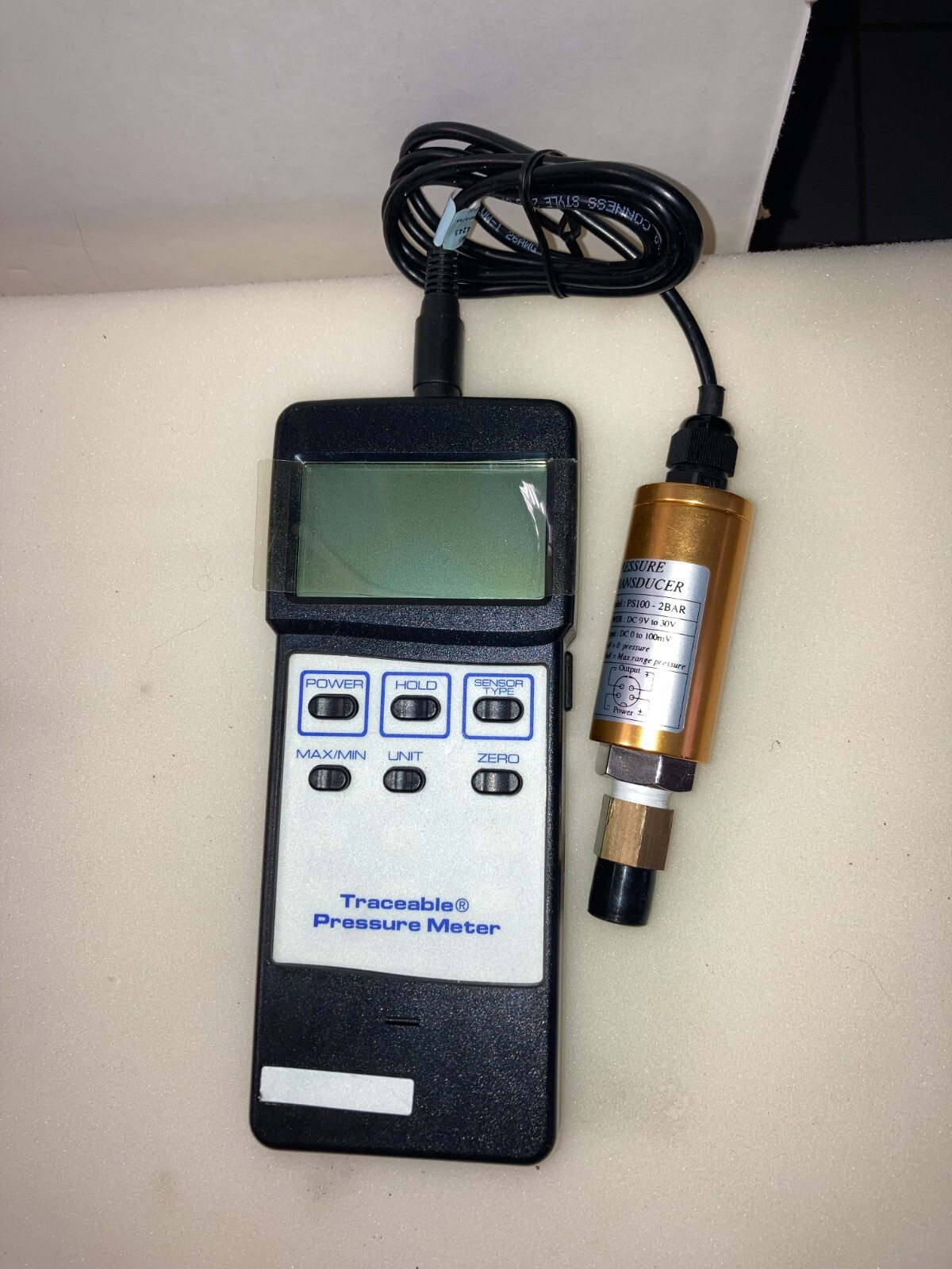 Traceable 3165 Pressure/Vacuum Gauge w/ Lutron PS100-2Bar Pressure Transducer