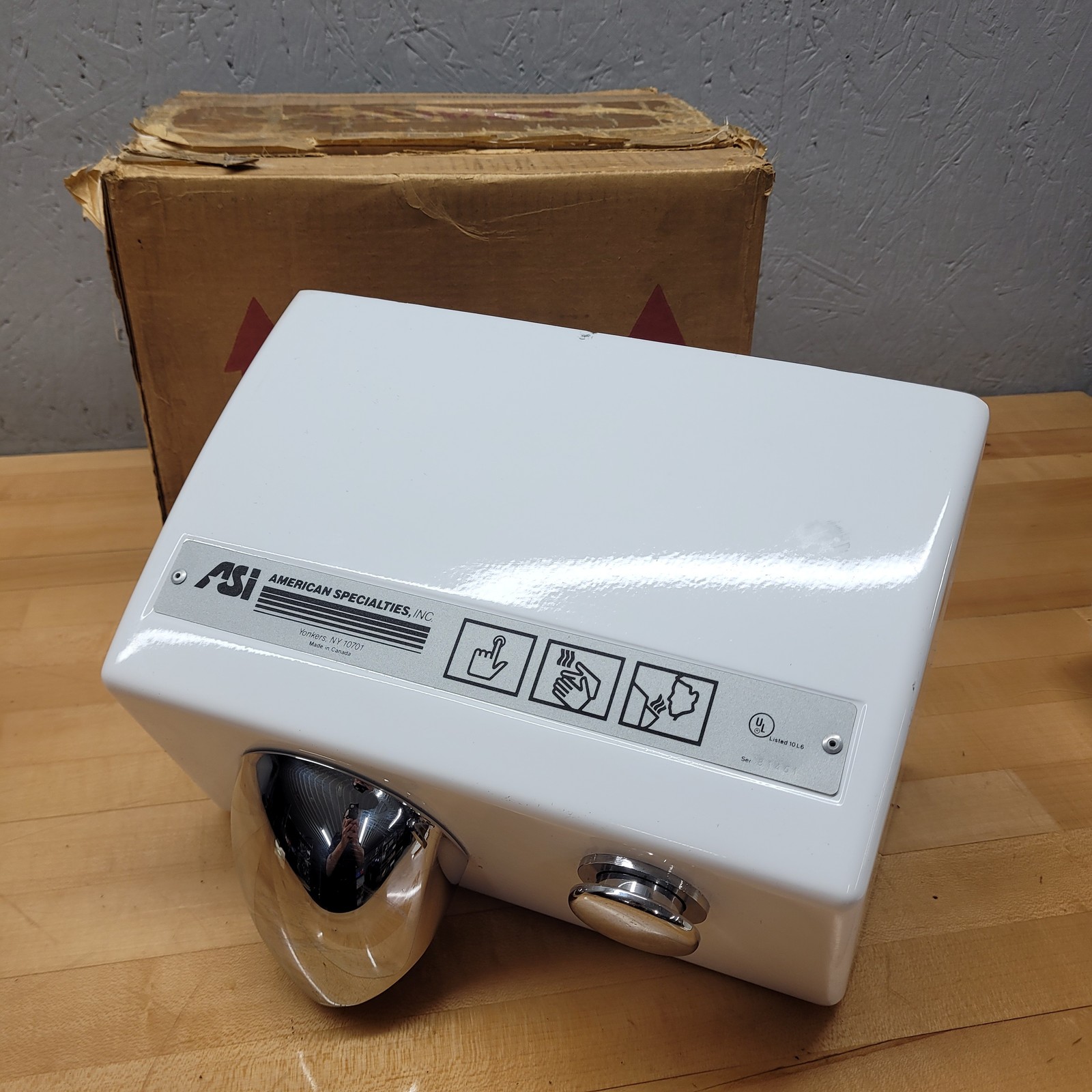 ASI MT1O Hand Dryer, Surface Mount,110-120V, Push Button – USED
