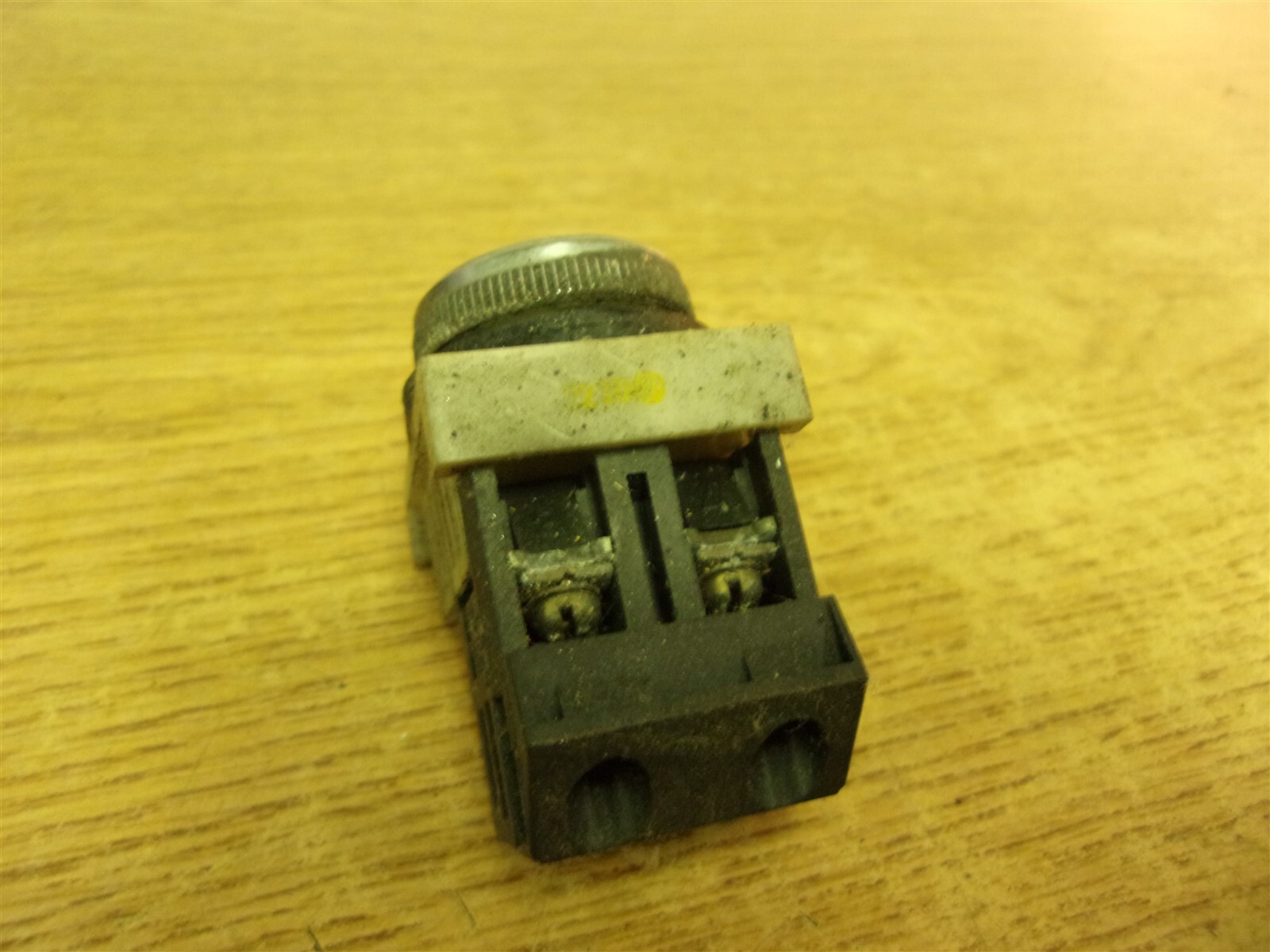 Fuji Electric AH25-F Green Push Button Switch *FREE SHIPPING*