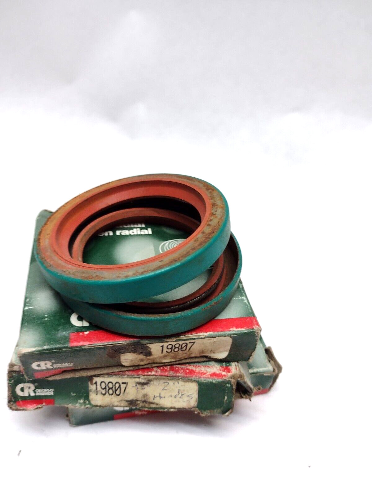 Chicago Rawhide CR 19807 Radial Shaft Oil Seal With Wave Lip LOT OF 5