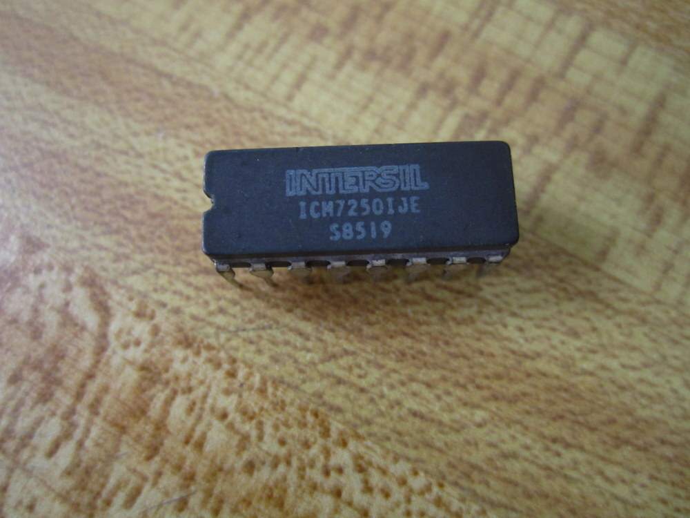 Intersil ICM7250IJE Integrated Circuit