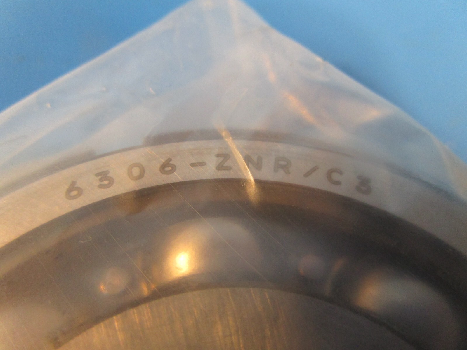 SKF 6306 Z NR JEM, Deep Groove Roller Bearing, 30mm ID x 72mm OD x 19mm Wide; Si
