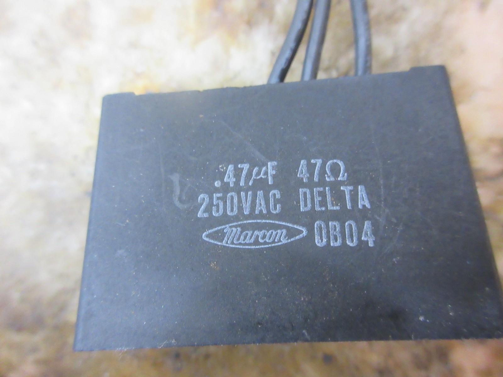 MARCON .47UF 47 OHM 250VA DELTA CAPACITOR LOT OF 3 PIECES