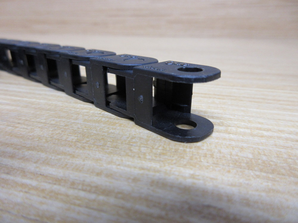 IGUS 06.10.028.0 Energy Chain 06.10.028 40″ Length