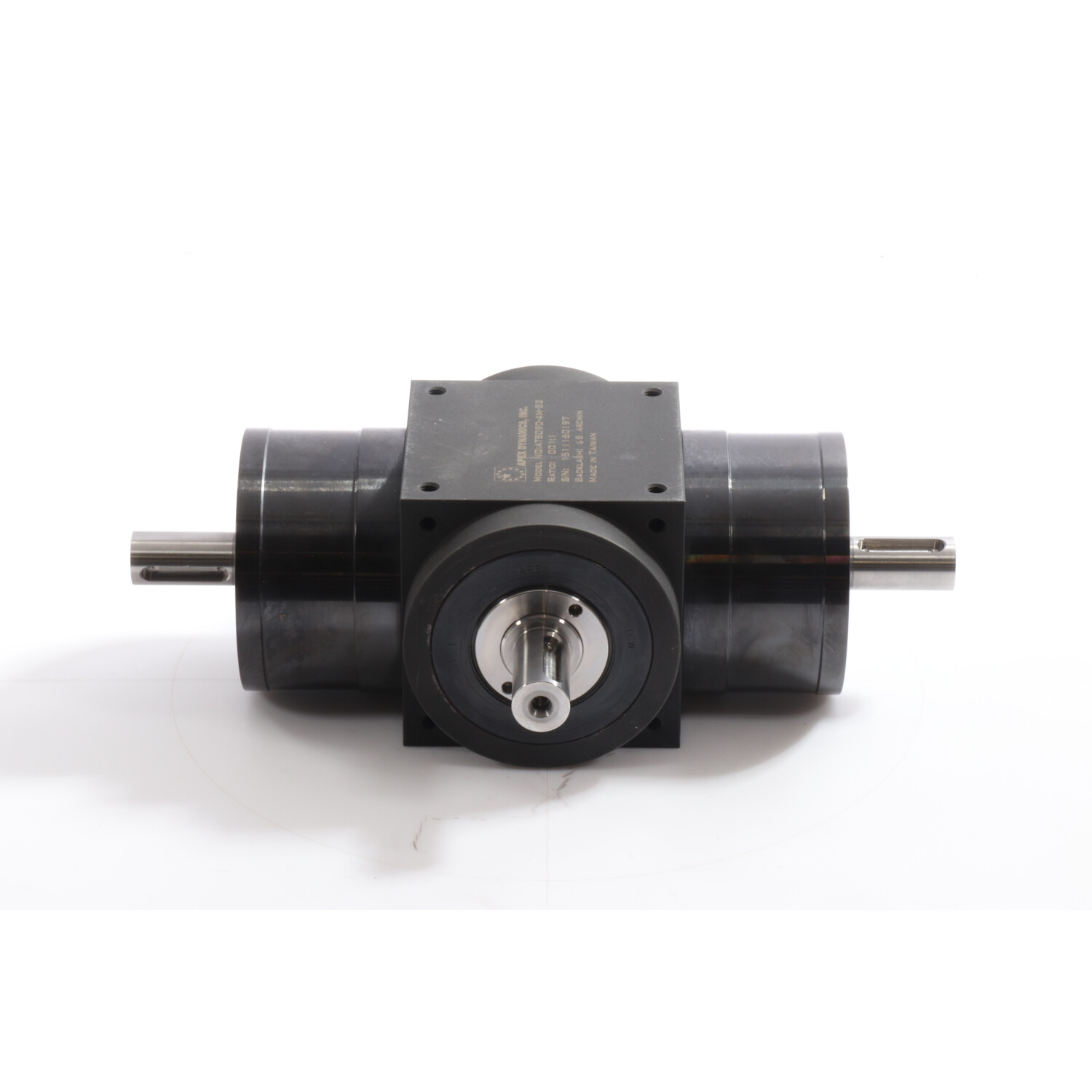 Apex Dynamics Inc ATB090-4M-001-S2 Spiral Bevel Gearbox I=1 NEW NFP