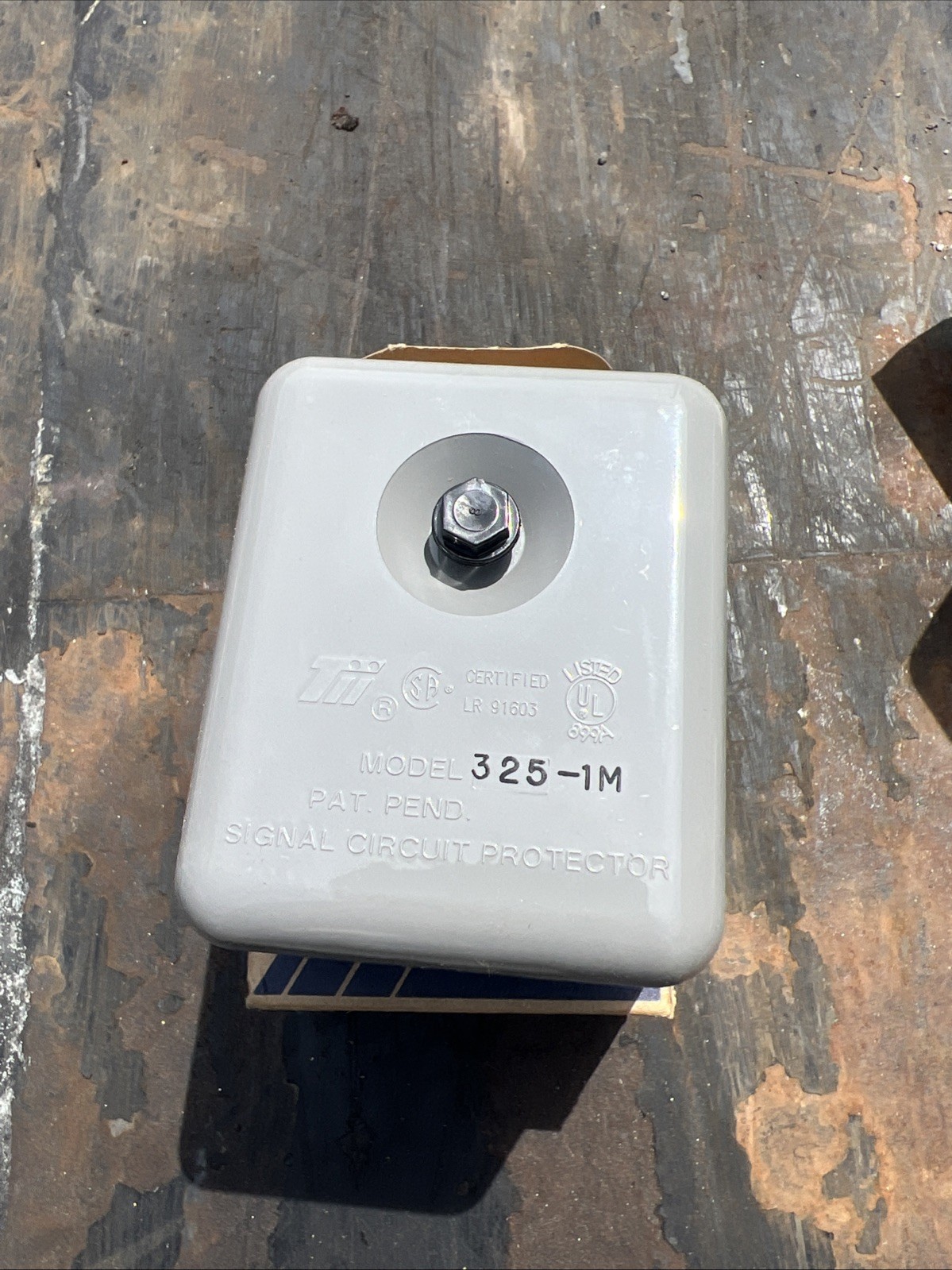 TII ELECTRONICS SIGNAL CIRCUIT PROTECTOR 3251M