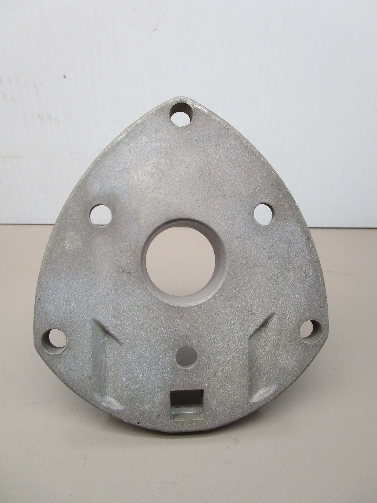 Bendix T-241500-D Treadle Pedal Base Aluminum 1.25″ Plunger Bore