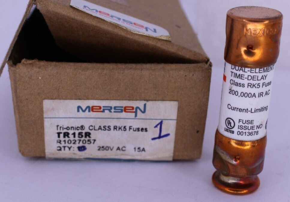 SHAWMUT TRI-ONIC TR15R FUSE 15 AMP TIME DELAY CLASS RK5 CURRENT LIMITING IR200KA