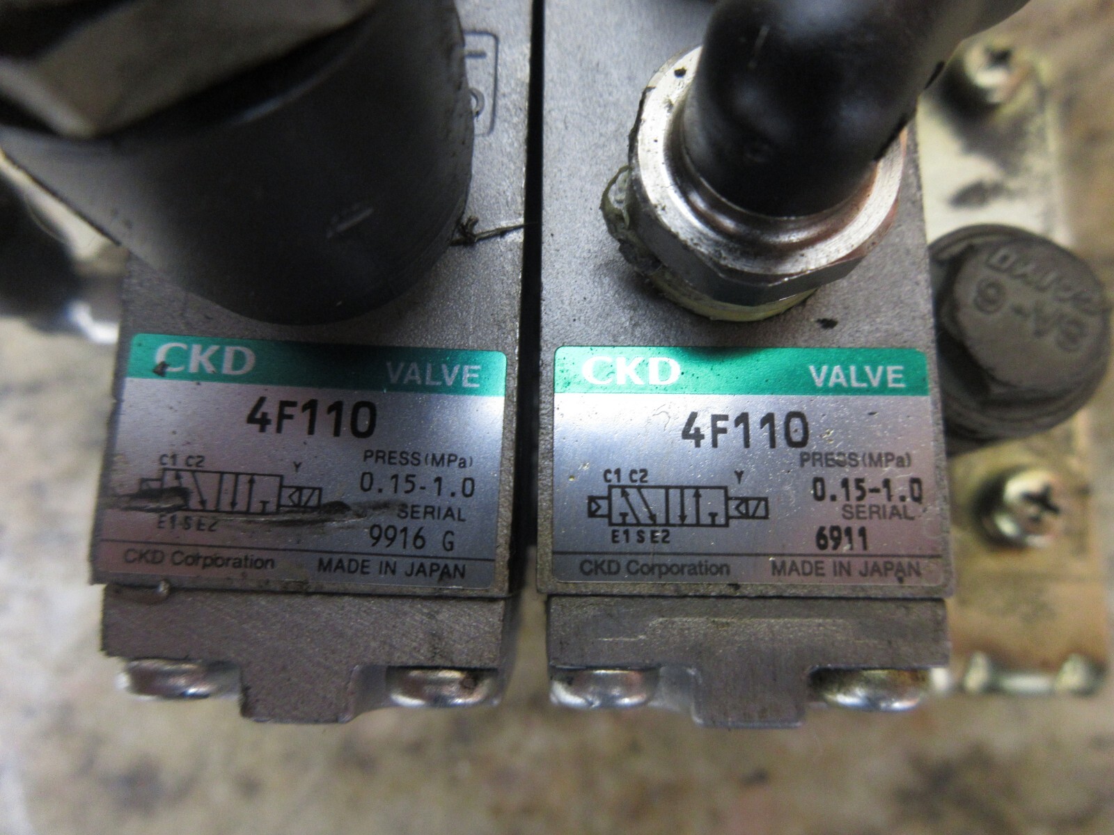 MATSUURA MC-600V CNC MILL CKD VALVE 4F110 6911 AC110V 120V60HZ SET OF VALVES