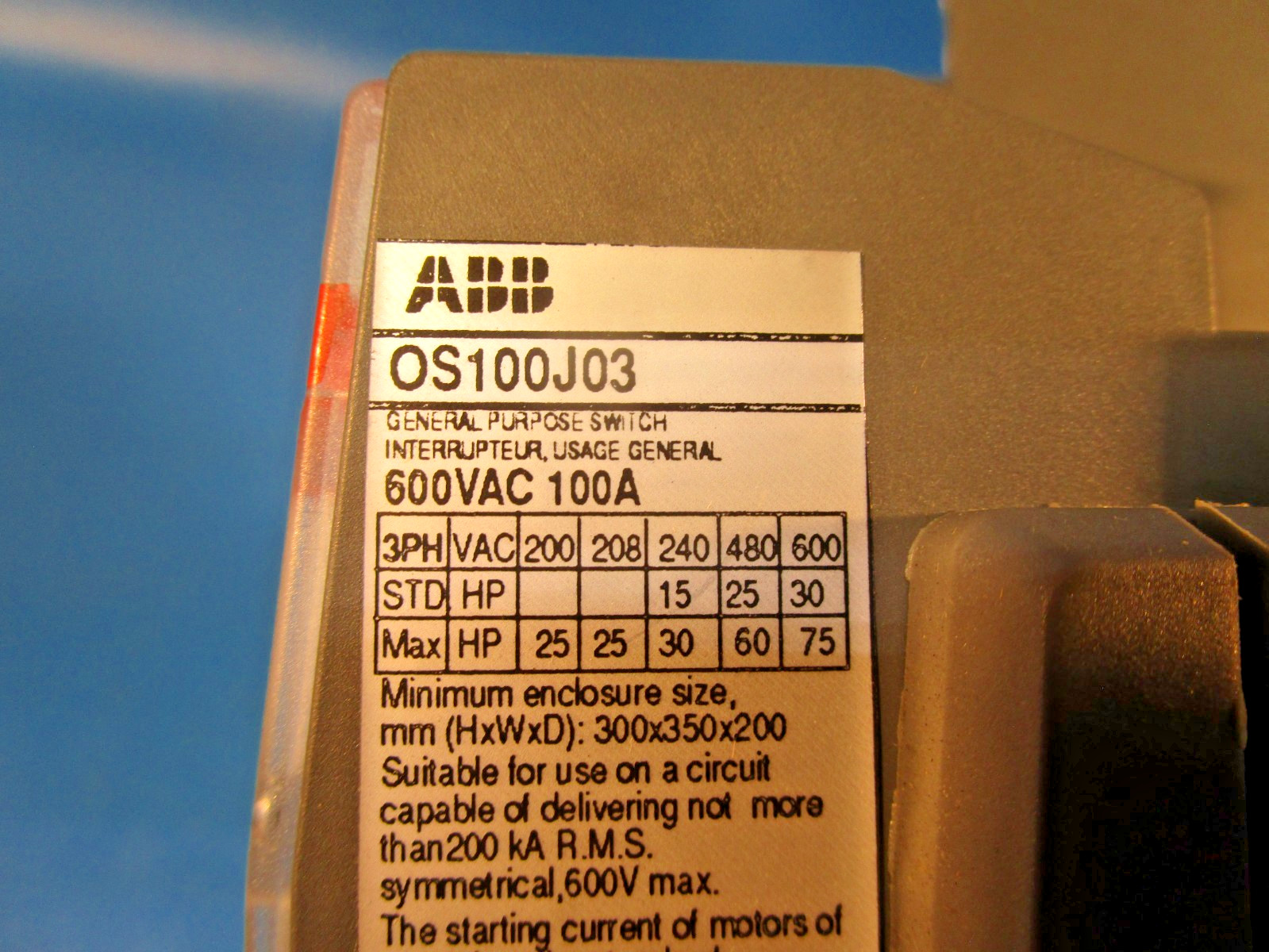 ABB OS100GJ03, Fusible Disconnect Switch, 100A, 3-pole, class J, front operated