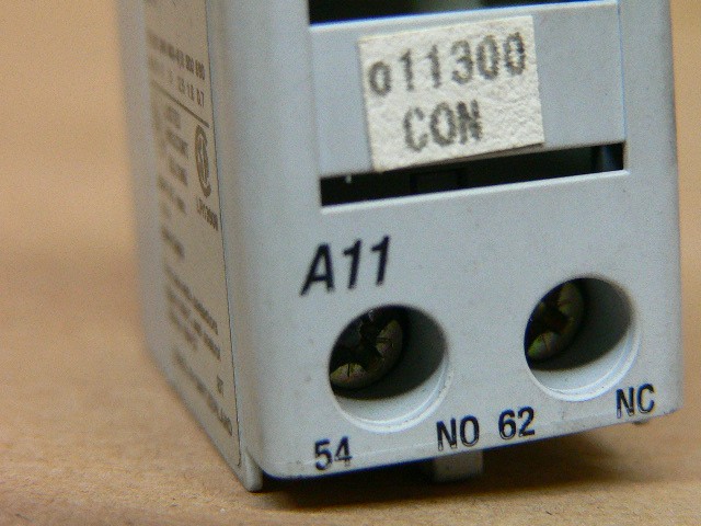 Allen Bradley Auxiliary Contact Block 100-F A11 100F Ser A 690V 10A 10 A Amp