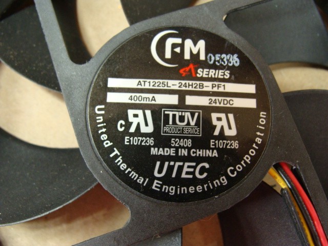 LOT OF 3 UTEC AXIAL FANS AT1225L-24H2B-PF1 400mA 24VDC