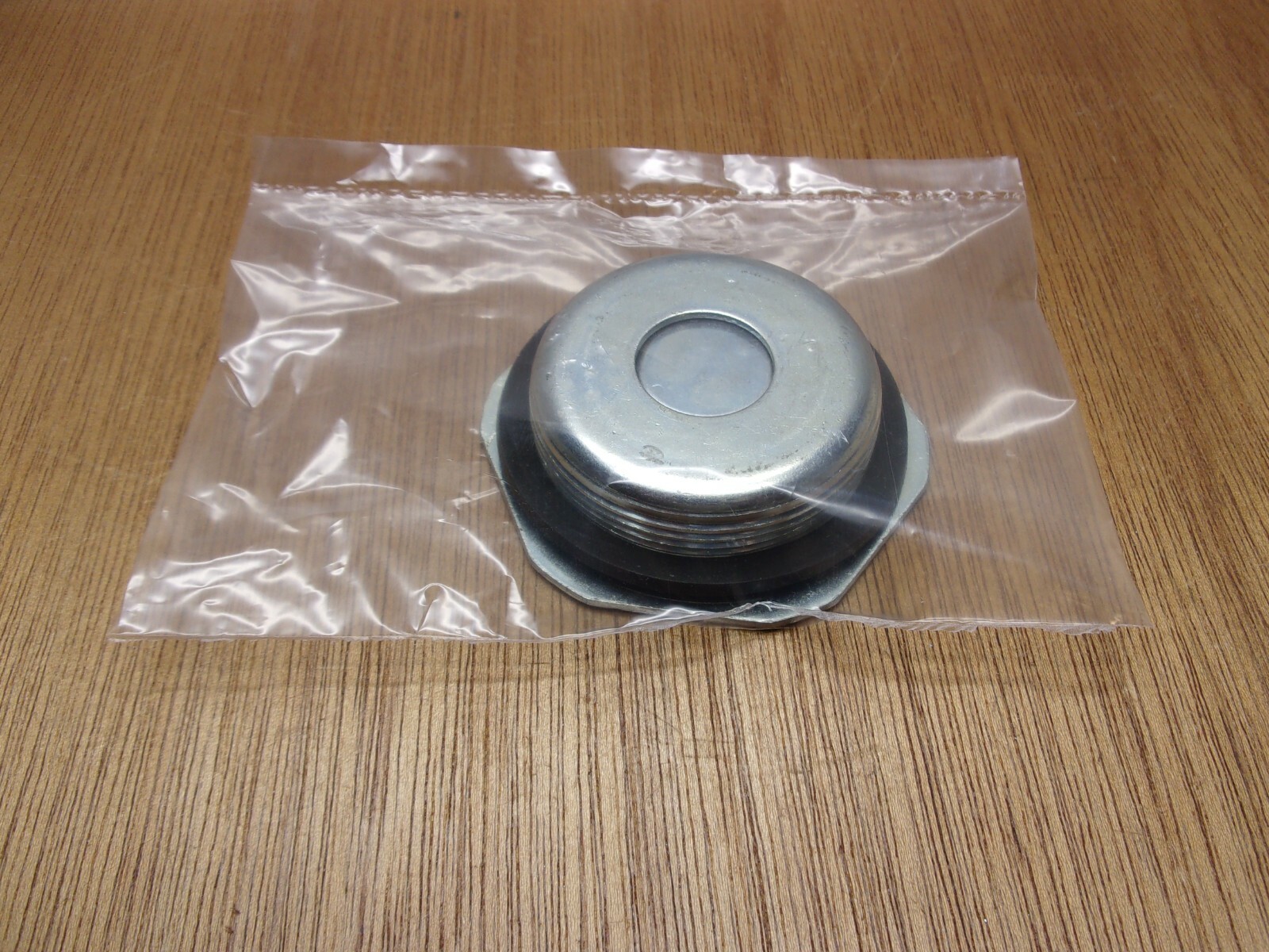 Rieke S-220-2 Pressure Relieving 2″ NPT Bung Plug Drum Barrel 13-15 PSI