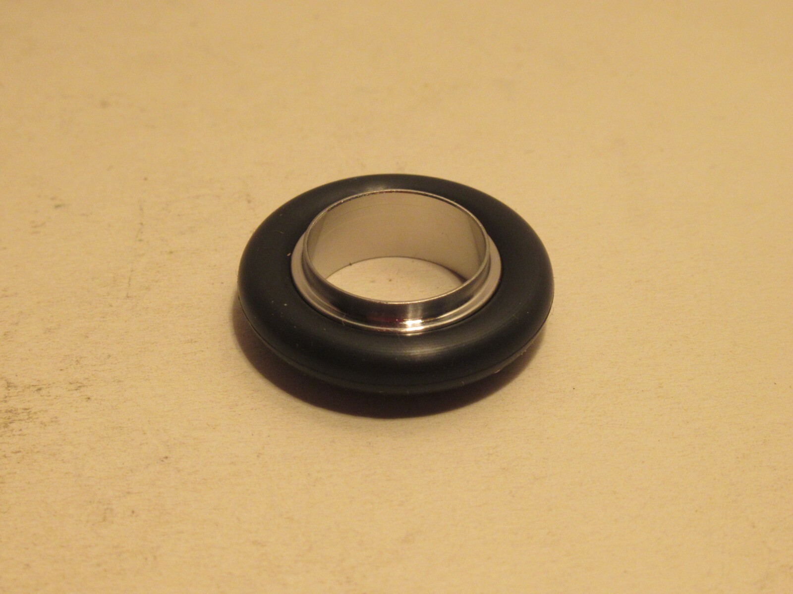 NEW HPS / MKS NW16 S/V 100312701 CENTERING RING SEAL ASSEMBLY