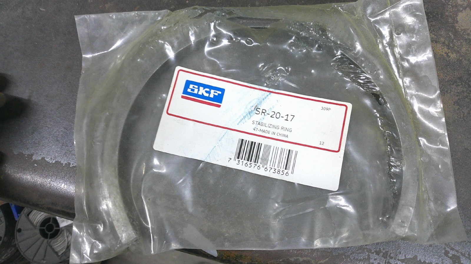 NEW SKF SR-20-17 Stabilizing Ring SR2017