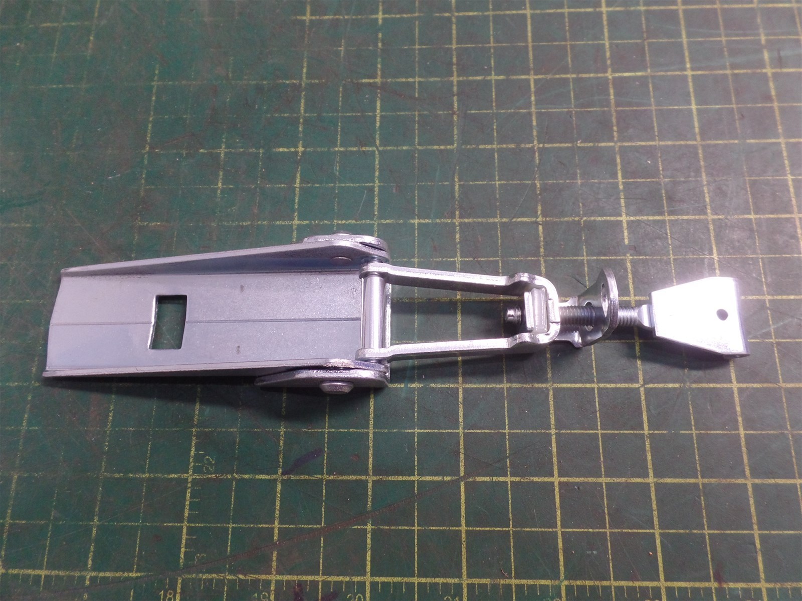 GENUINE TROJAN O&K 10460750100 CAMLOCK TENSION LATCH ASSEMBLY TEREX 10-460750100