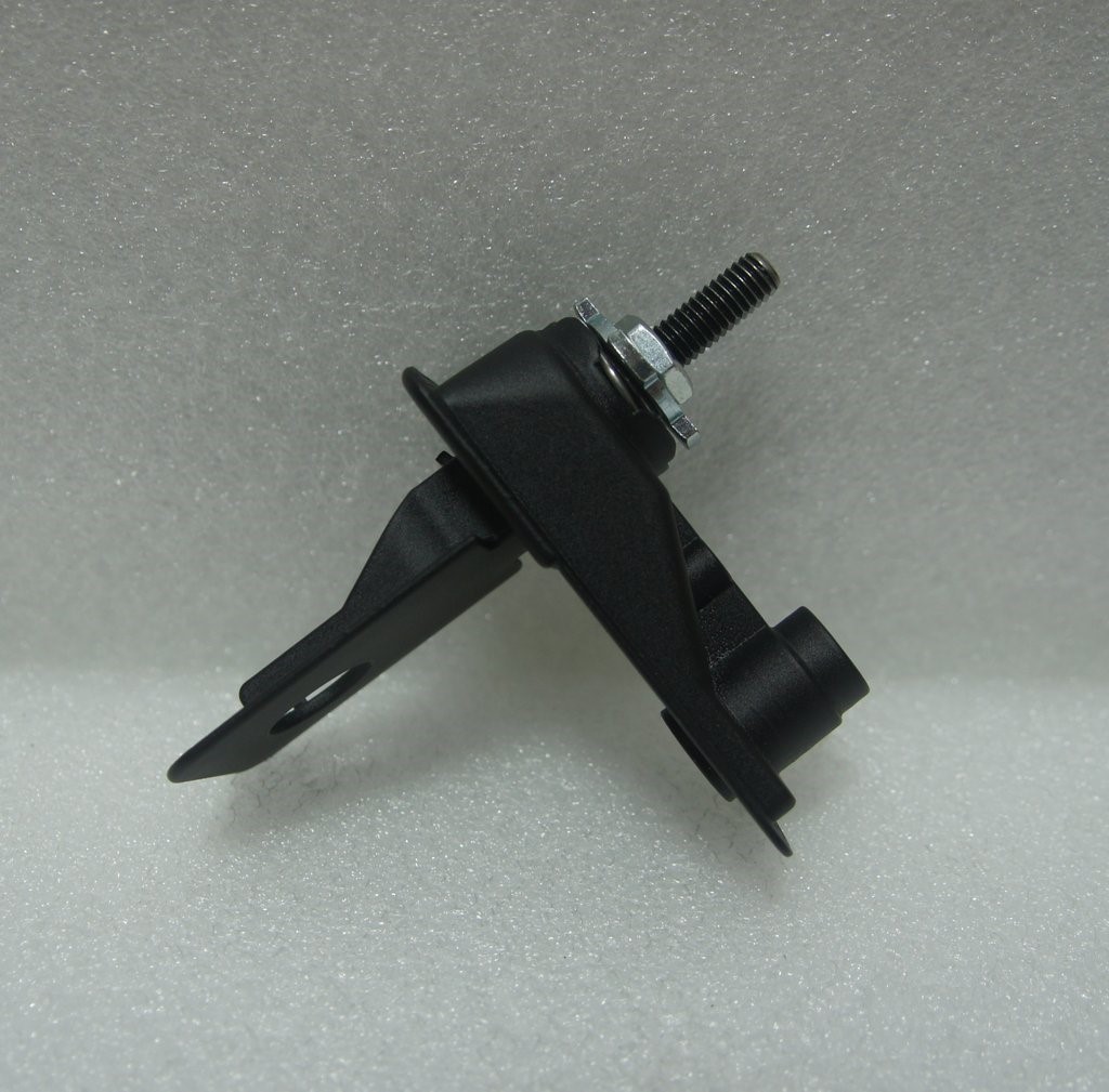 Case of 40 NEW Southco 62-42-251-2 Locking Compression Latch Flush, Black