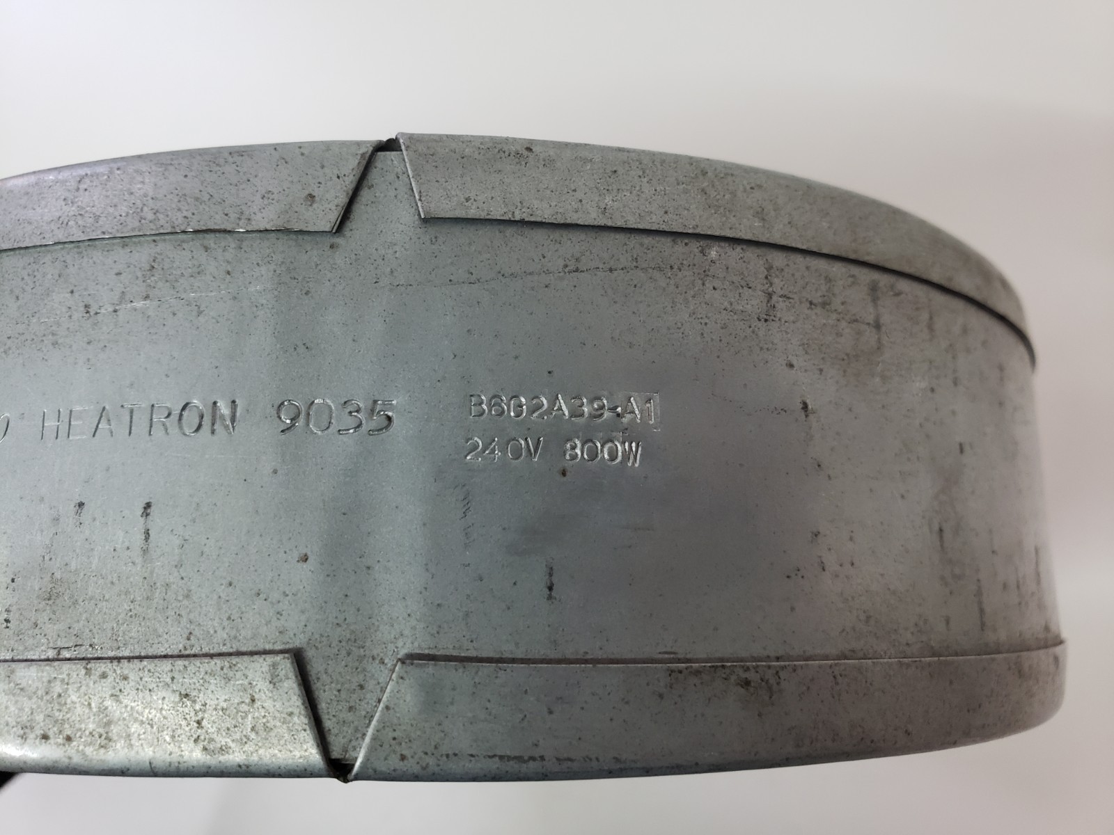 Heatron 9035 B6G2A39-A1 Heater Band 240v 800w