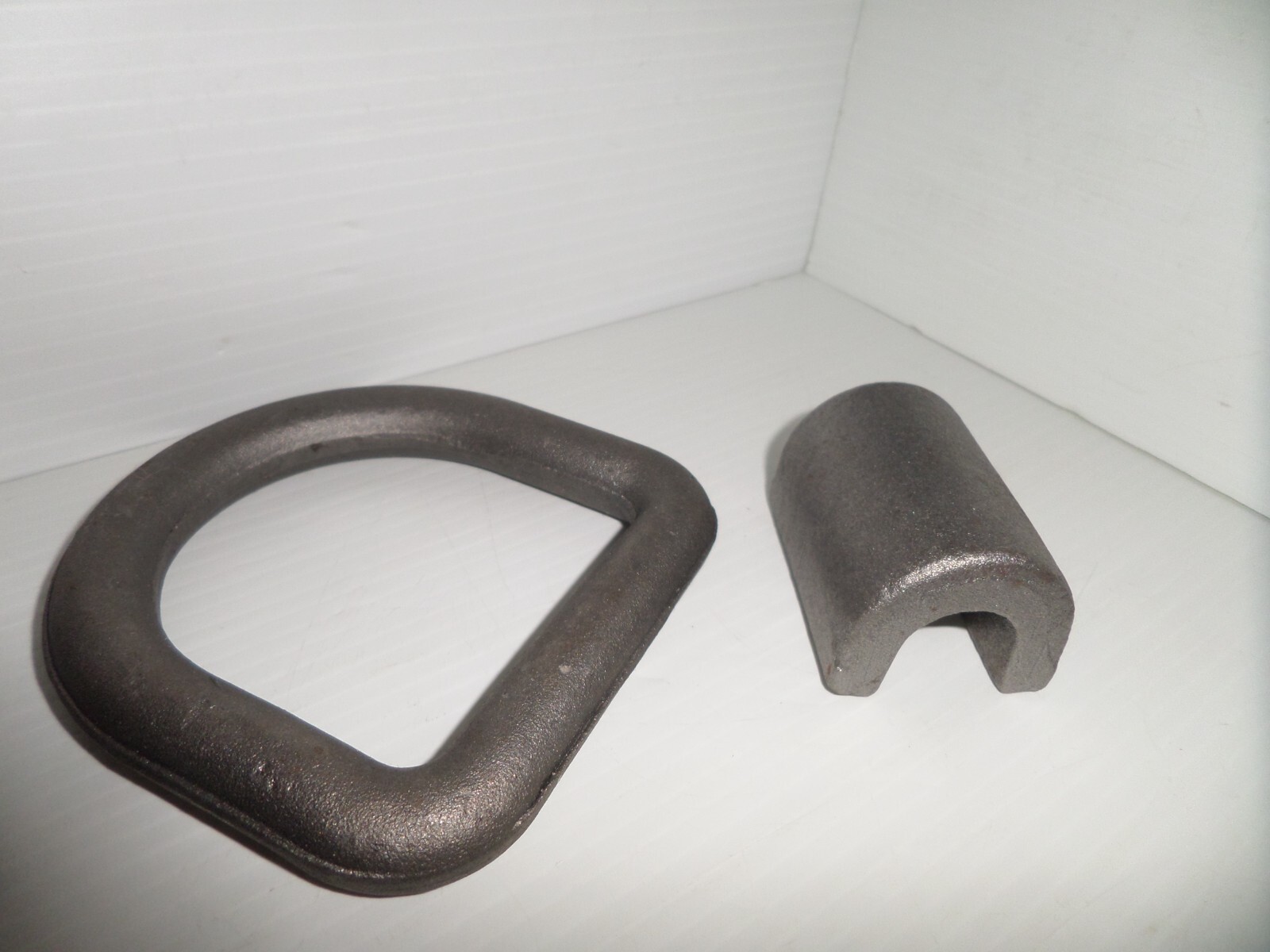 ⭐NEW IN BAG⭐Curt J-705 83750 18,800 Lb Cap 5/8″ Forged D-Ring W/Bracket Weld On