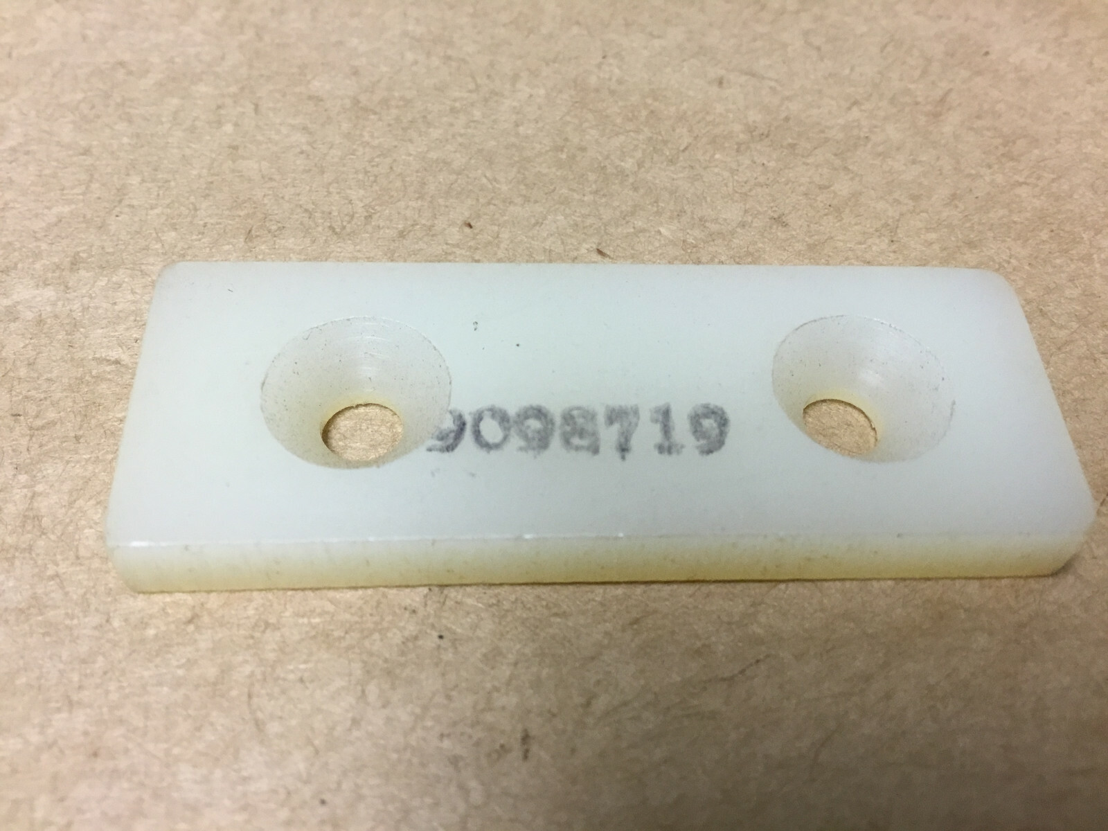 (1 PC) 9098719 CUSHIONING PAD NSN# 2590-00-777-4093