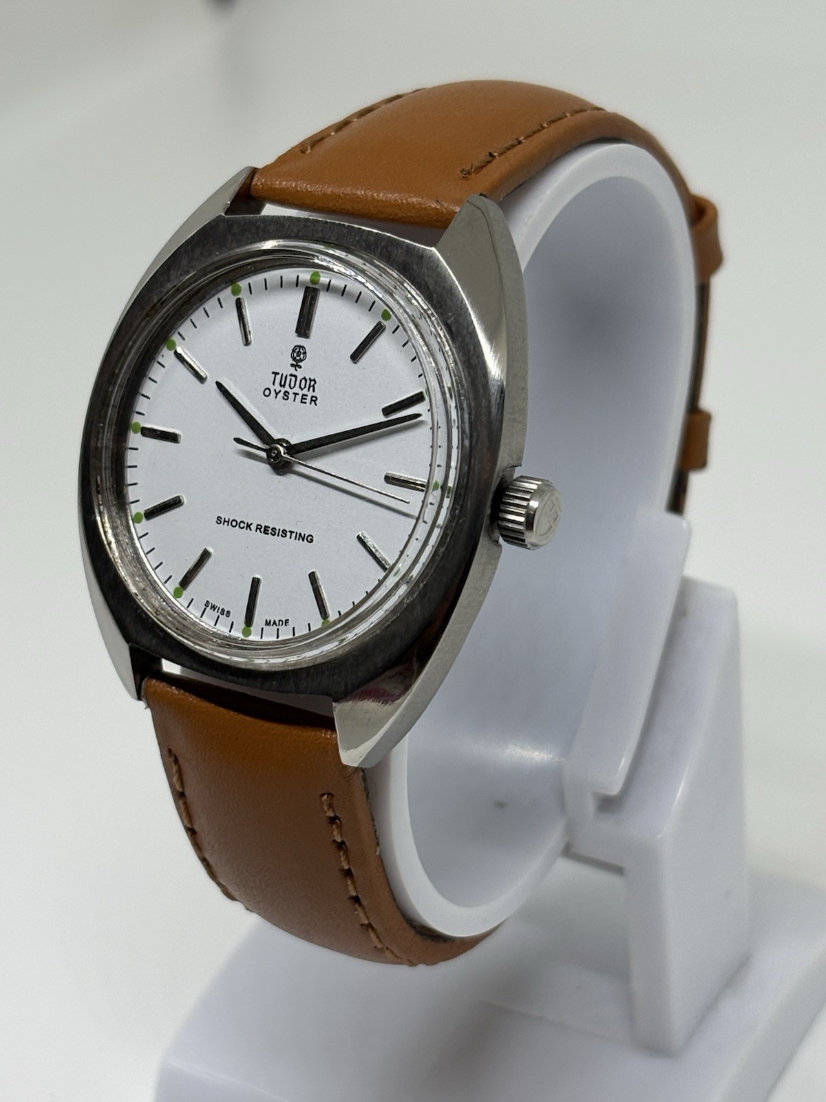 Vintage Tudor Oyster 17 Jewels Manual Winding Swiss Made Men’s Watch White Dial