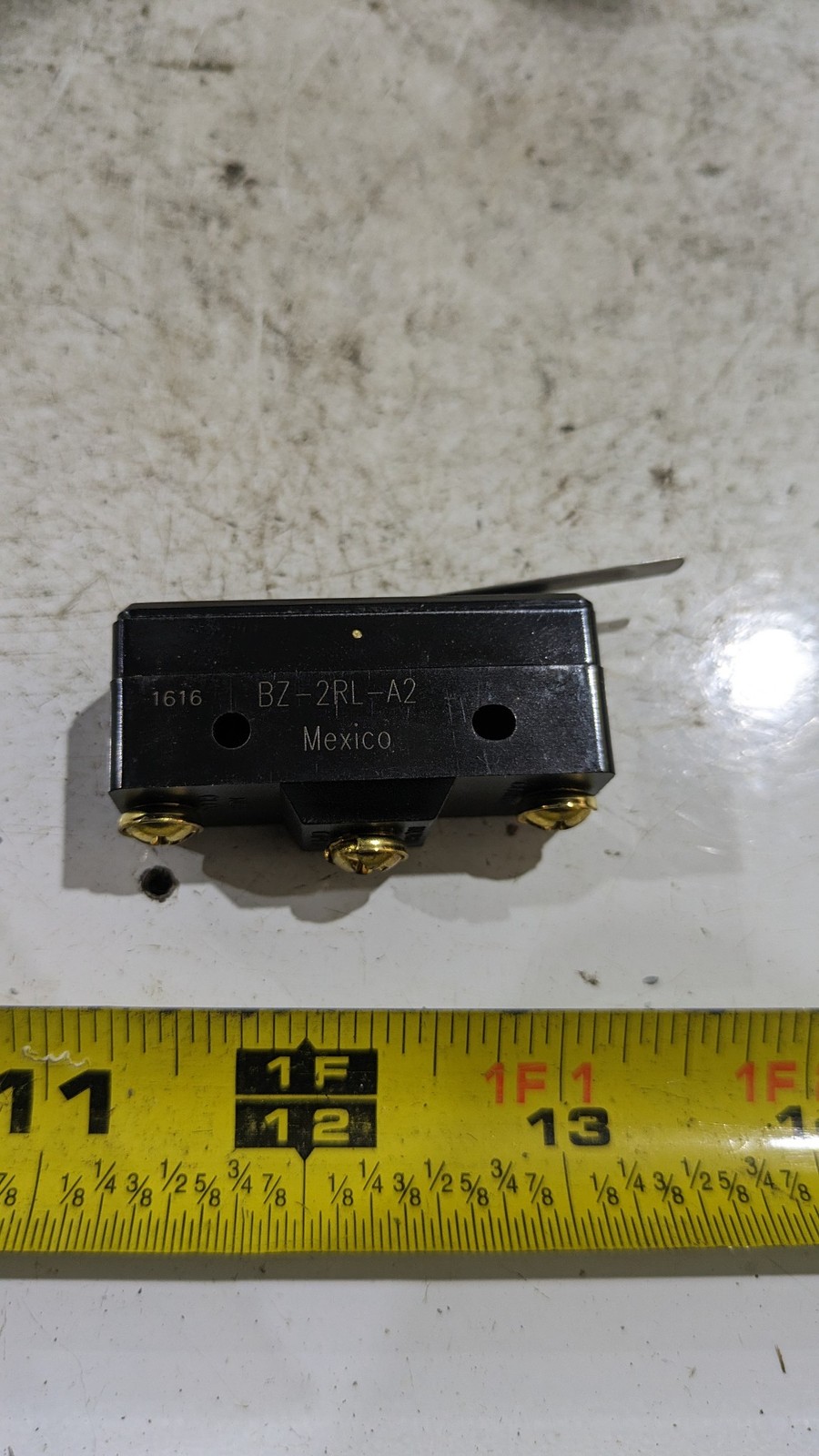 Honeywell BZ-2RL-A2 125 Snap Switch 480VAC 250VDC