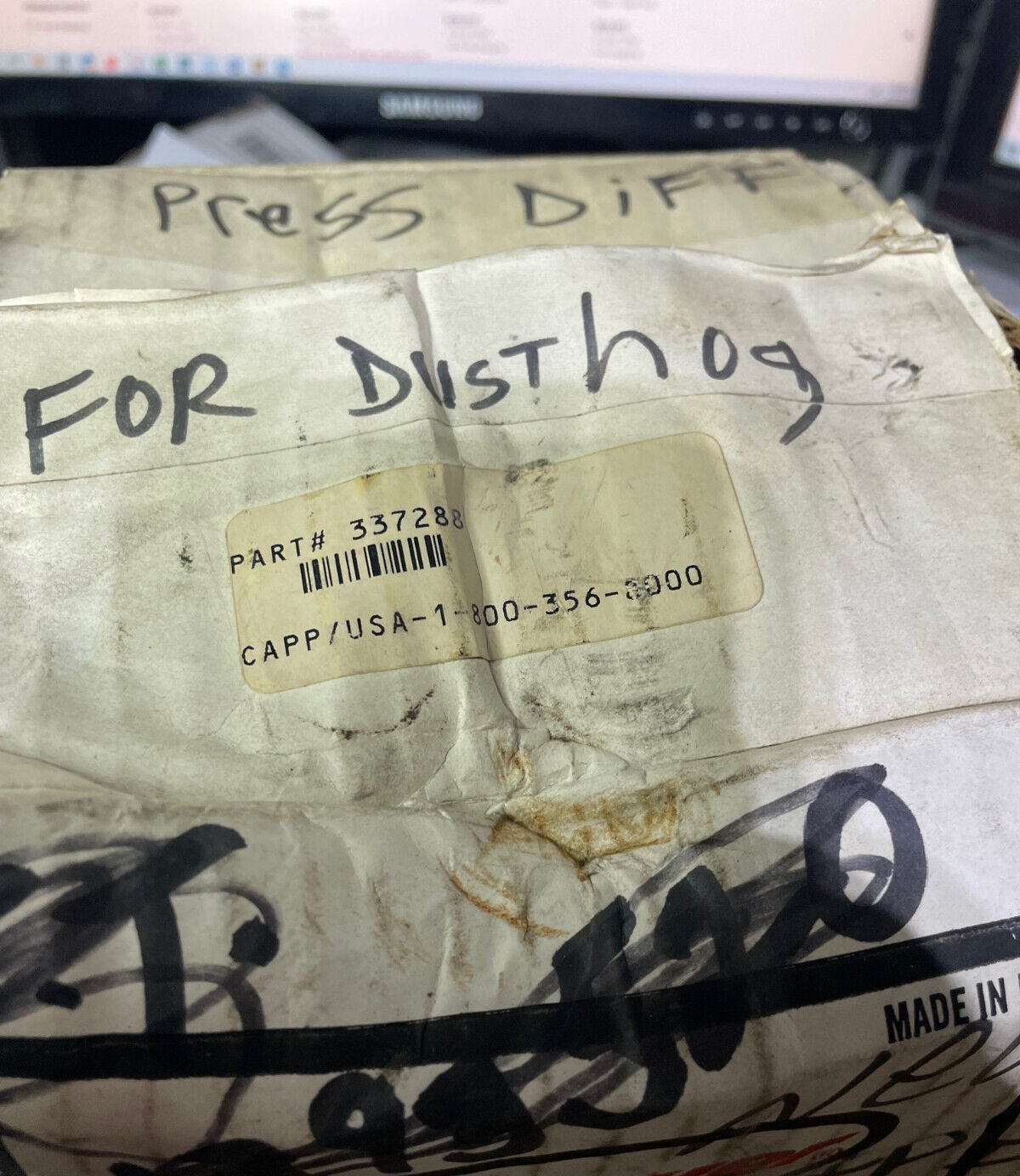 Dwyer CAPP 337288 Series 3000 Photohelic Pressure Switch/Gage With Conduit Box