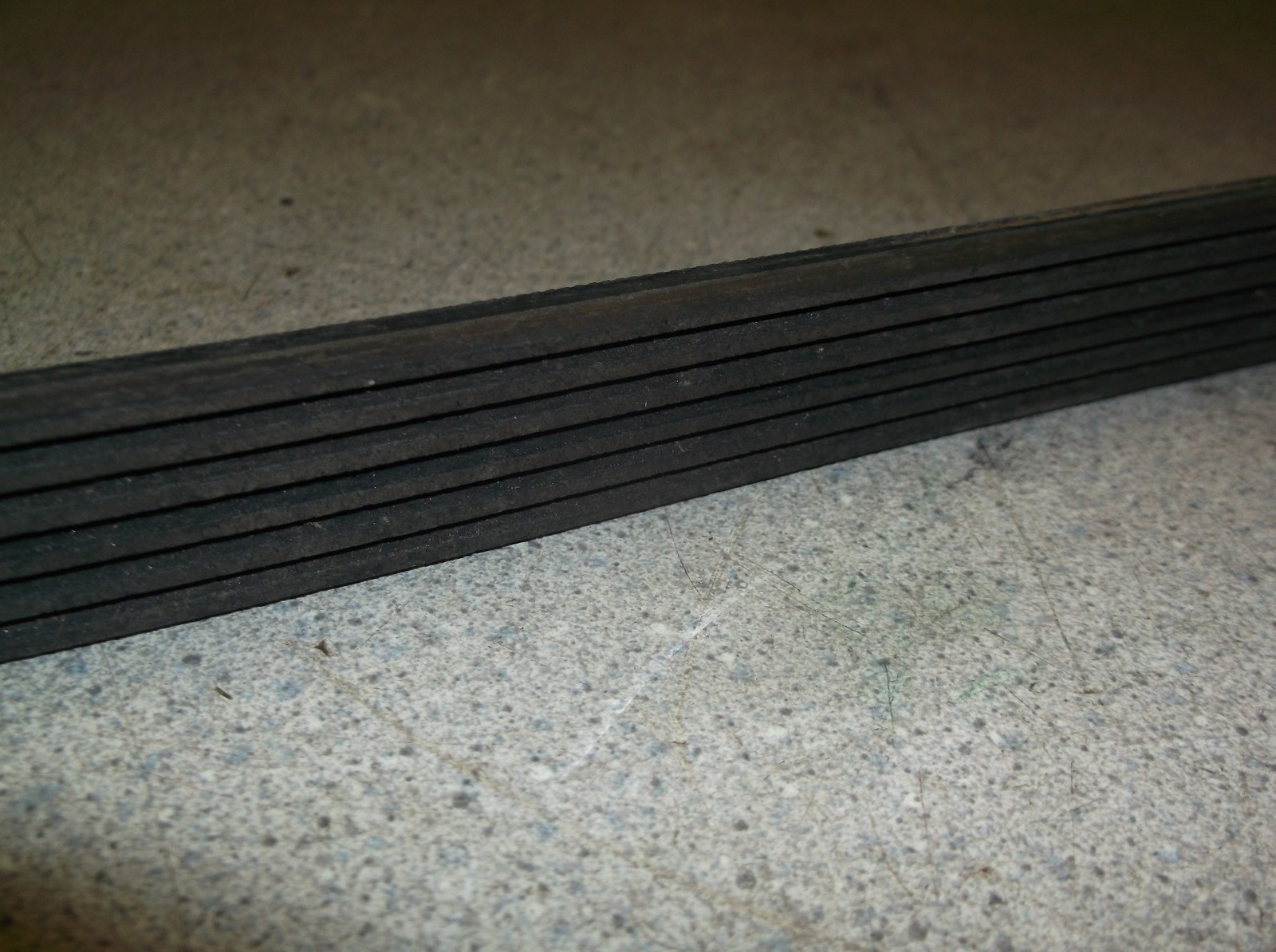 Mopar Belt 40105 04895840AA *FREE SHIPPING*