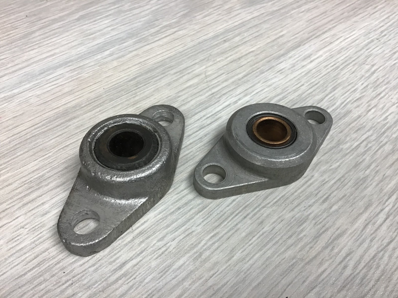 (2PCS) 2 Bolt Flange Mount 3/8 Bore