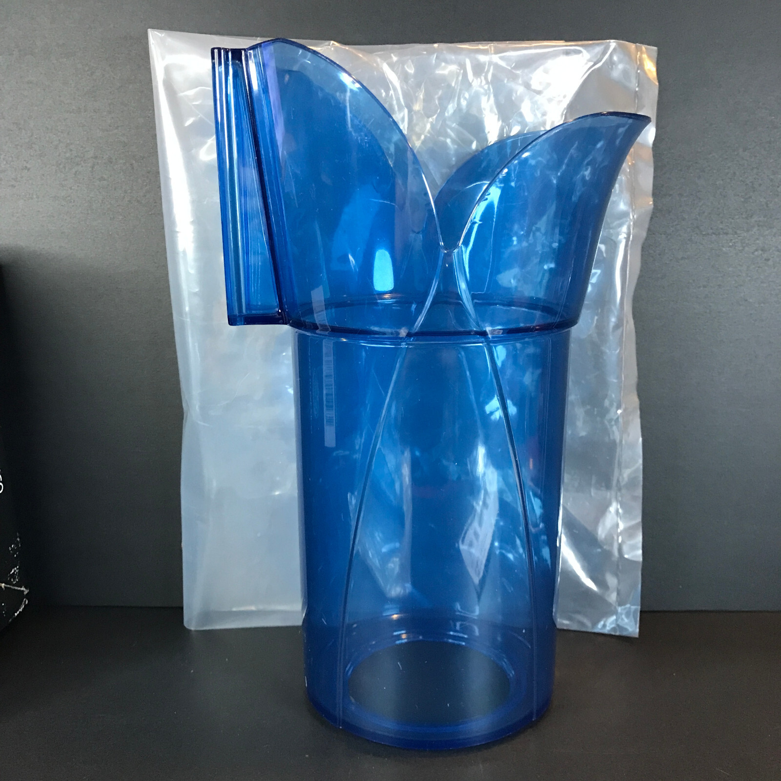 San Jamar Saf-T-Scoop & Guardian System Ice 20-24oz For Hotel Restaurant SI7000