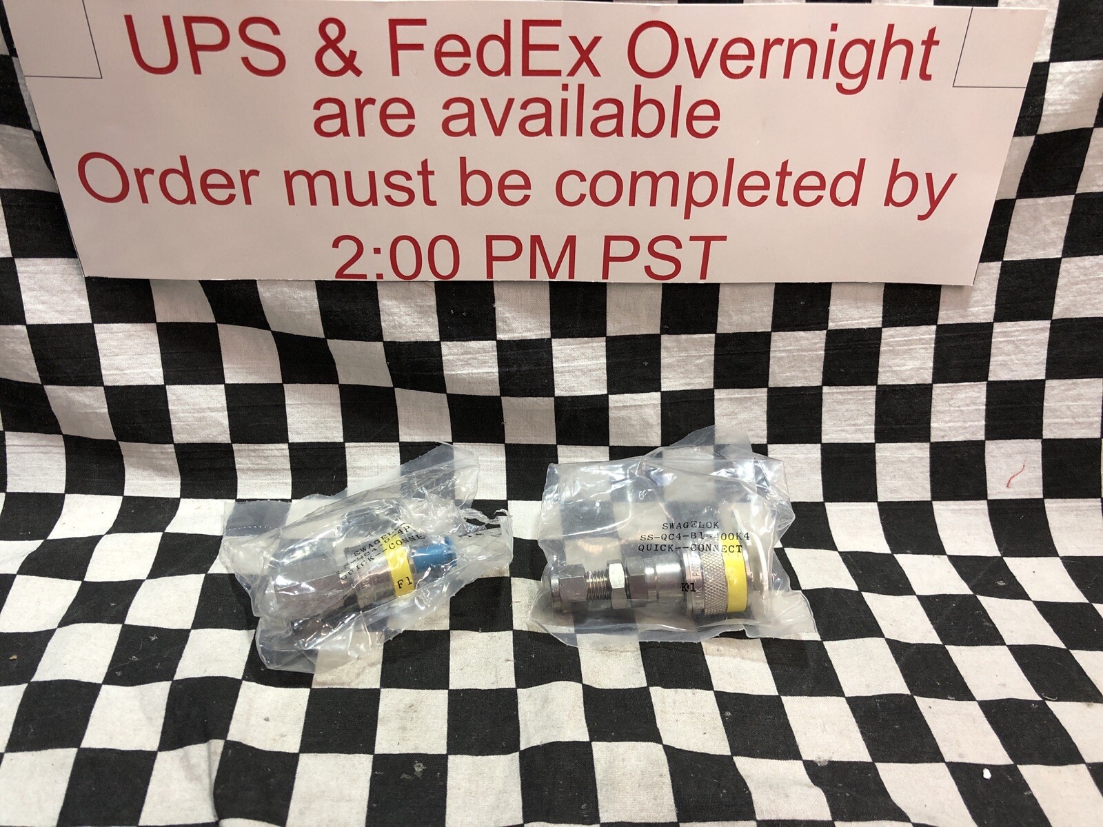 SWAGELOK Quick Connect, SS-QC4-D-4PFK4 & SS-QC4-B1-400K4, 1 SET, YELL KEY#1540N7